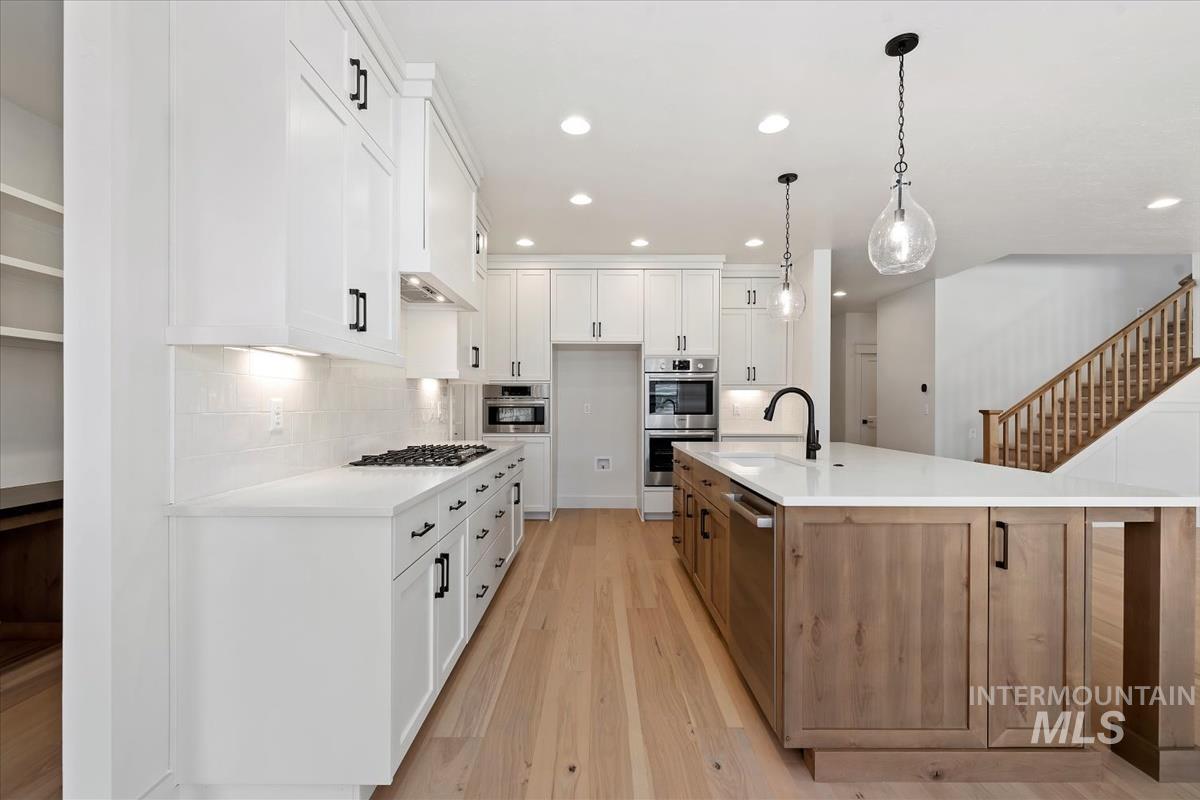 9332 W Gladiola Ln, Star, Idaho 83669, 6 Bedrooms, 4.5 Bathrooms, Residential For Sale, Price $899,900,MLS 98972546