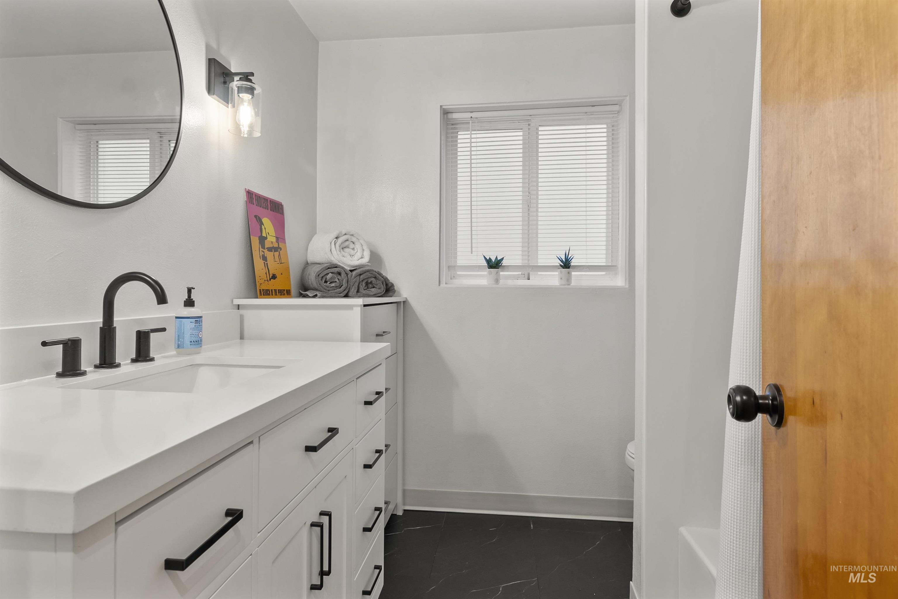 649/651 N Hayes Street, Moscow, Idaho 83843, 3 Bedrooms, 1 Bathroom, Residential Income For Sale, Price $418,900,MLS 98972548