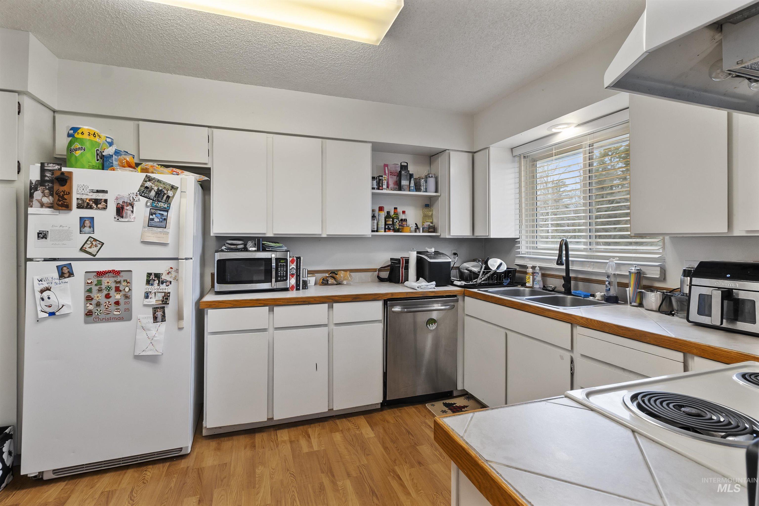 649/651 N Hayes Street, Moscow, Idaho 83843, 3 Bedrooms, 1 Bathroom, Residential Income For Sale, Price $418,900,MLS 98972548