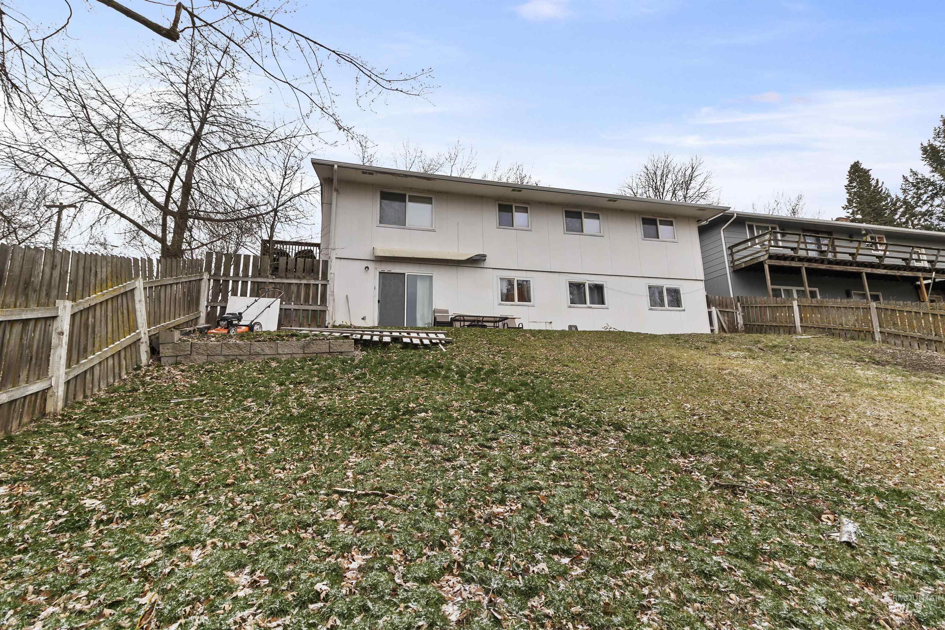 649/651 N Hayes Street, Moscow, Idaho 83843, 3 Bedrooms, 1 Bathroom, Residential Income For Sale, Price $418,900,MLS 98972548