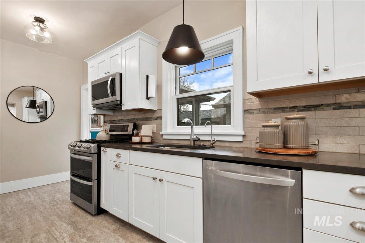 2510 W Heron St., Boise, Idaho 83702, 3 Bedrooms, 2 Bathrooms, Residential For Sale, Price $698,000,MLS 98972550