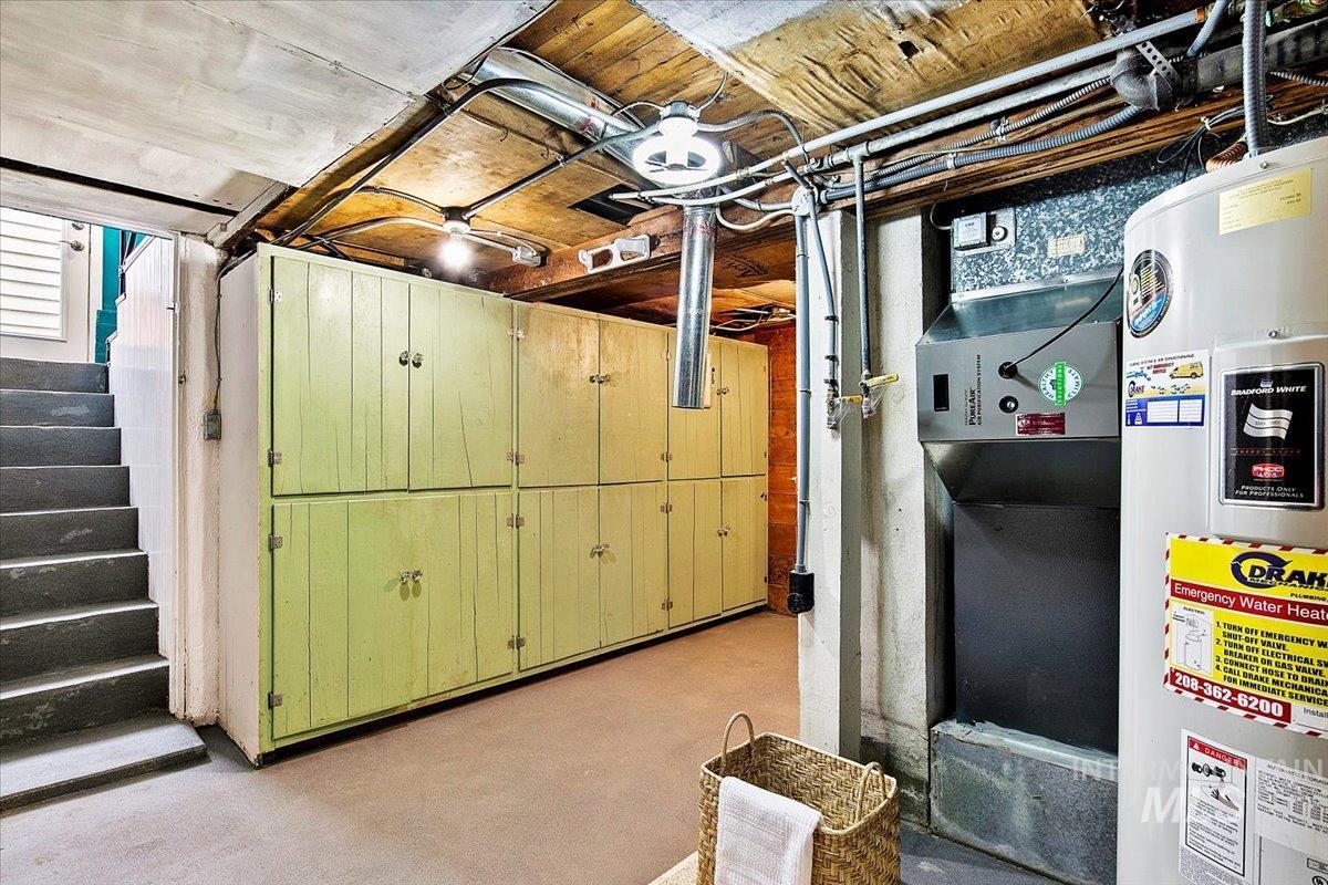 2510 W Heron St., Boise, Idaho 83702, 3 Bedrooms, 2 Bathrooms, Residential For Sale, Price $698,000,MLS 98972550