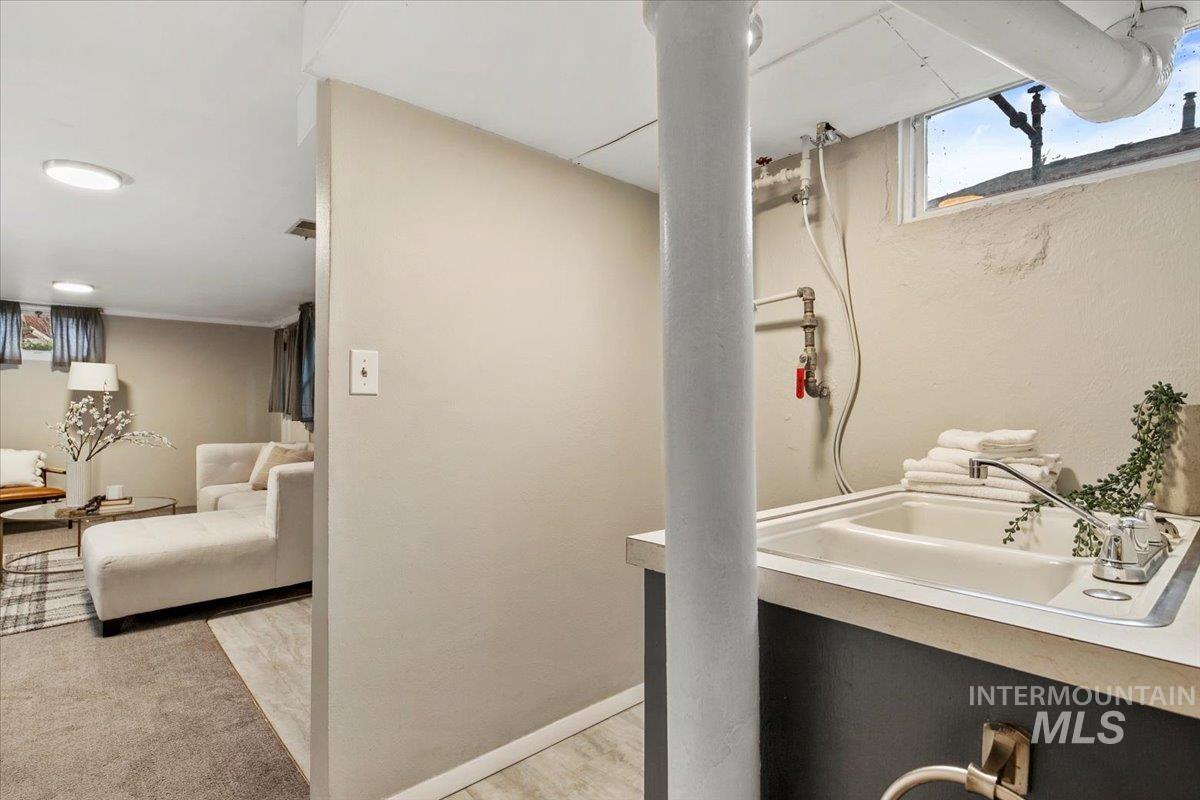 2510 W Heron St., Boise, Idaho 83702, 3 Bedrooms, 2 Bathrooms, Residential For Sale, Price $698,000,MLS 98972550