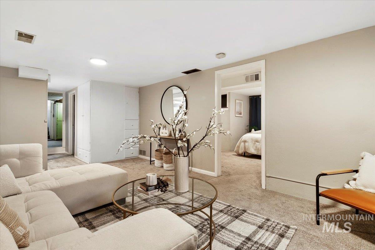 2510 W Heron St., Boise, Idaho 83702, 3 Bedrooms, 2 Bathrooms, Residential For Sale, Price $698,000,MLS 98972550