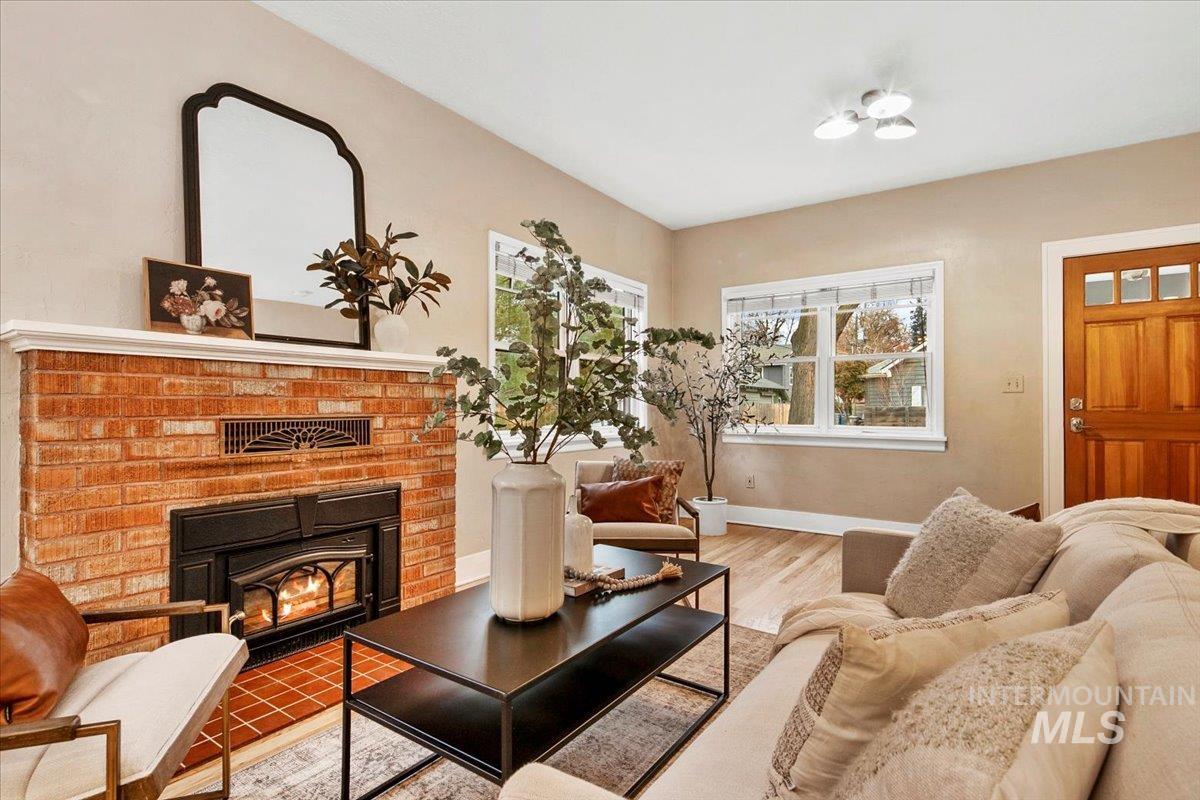 2510 W Heron St., Boise, Idaho 83702, 3 Bedrooms, 2 Bathrooms, Residential For Sale, Price $698,000,MLS 98972550