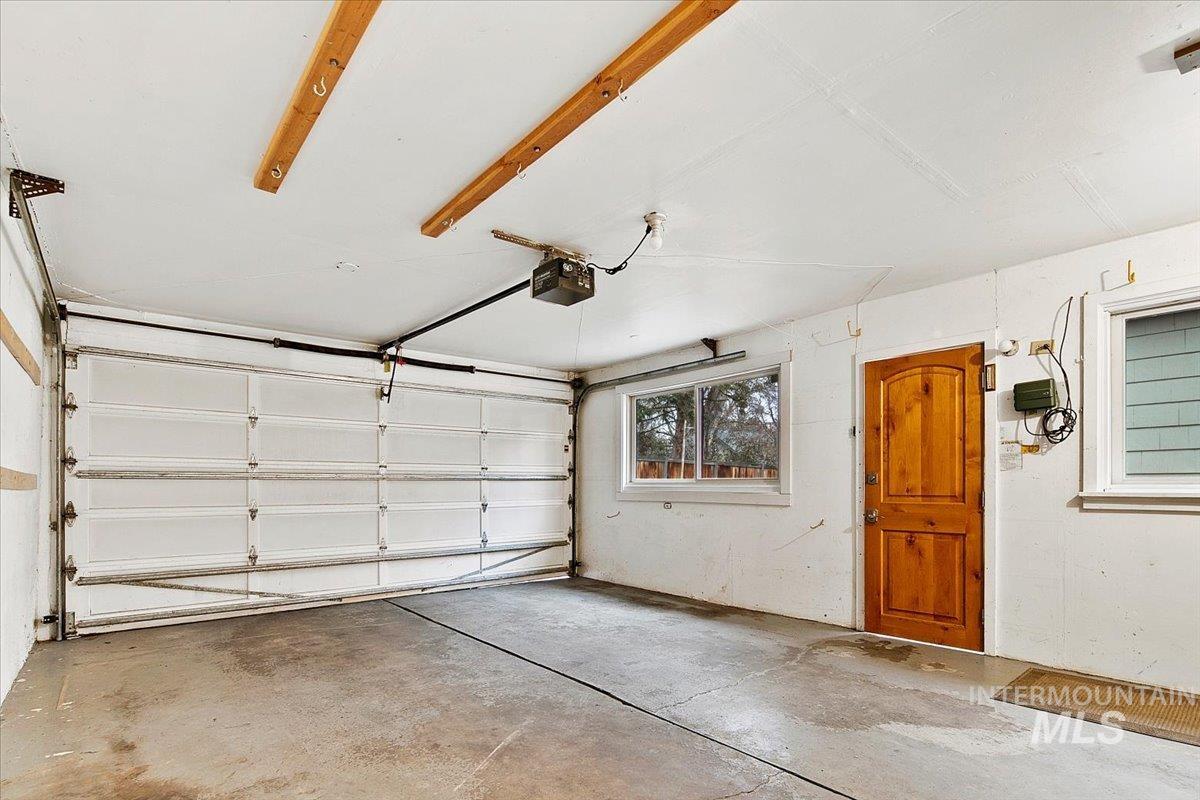 2510 W Heron St., Boise, Idaho 83702, 3 Bedrooms, 2 Bathrooms, Residential For Sale, Price $698,000,MLS 98972550