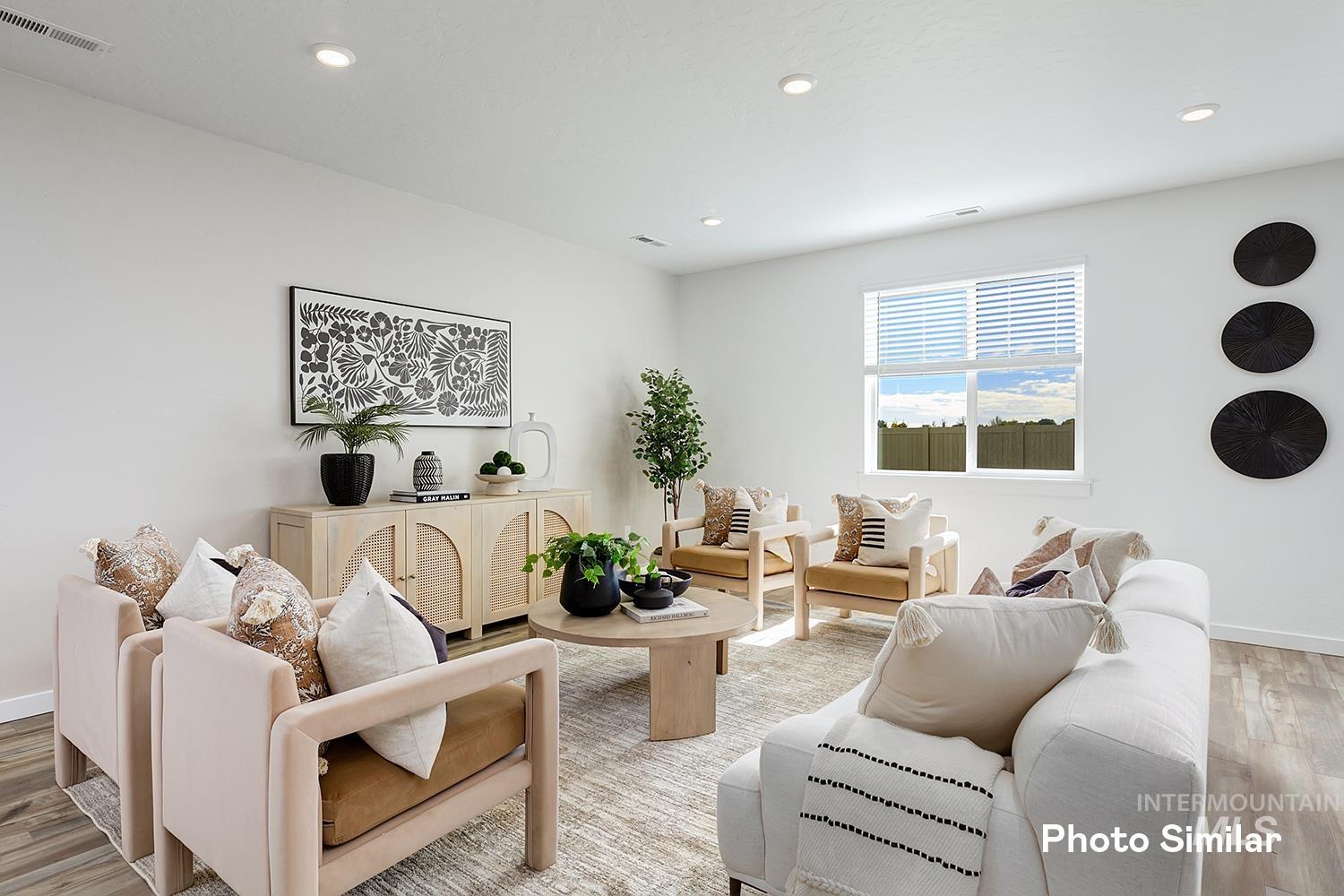 8889 W Inspirado St, Meridian, Idaho 83646, 3 Bedrooms, 2 Bathrooms, Residential For Sale, Price $508,900,MLS 98972551