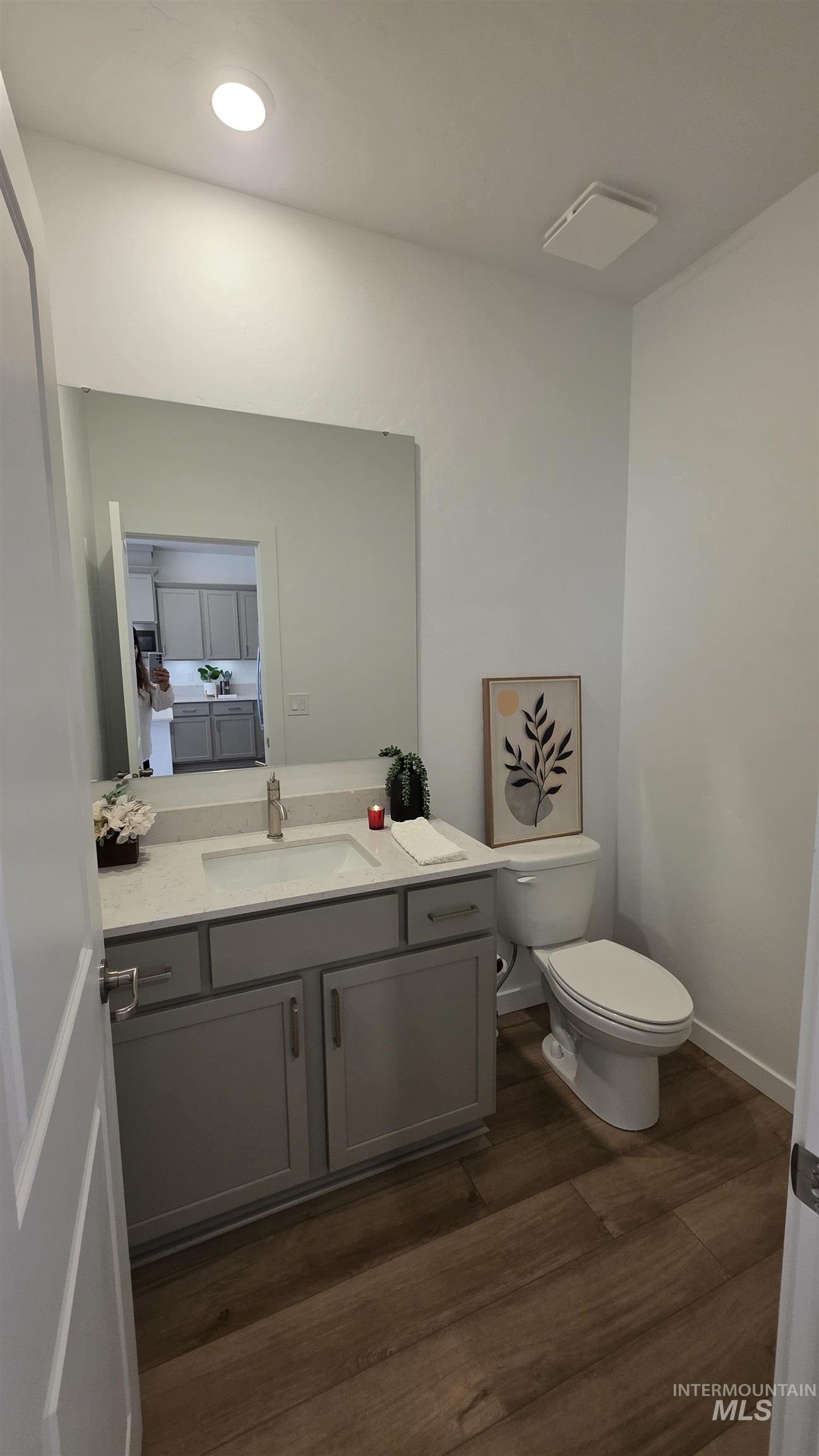 168 N Stratus Way, Eagle, Idaho 83616-1128, 4 Bedrooms, 2.5 Bathrooms, Residential For Sale, Price $426,900,MLS 98972552