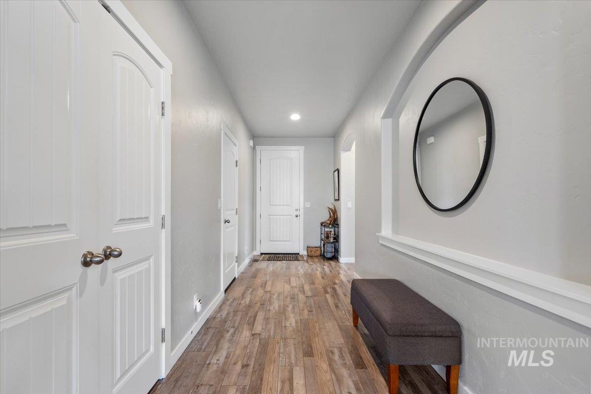 20689 N Glenisla Avenue, Eagle, Idaho 83714, 3 Bedrooms, 2 Bathrooms, Residential For Sale, Price $515,000,MLS 98972554