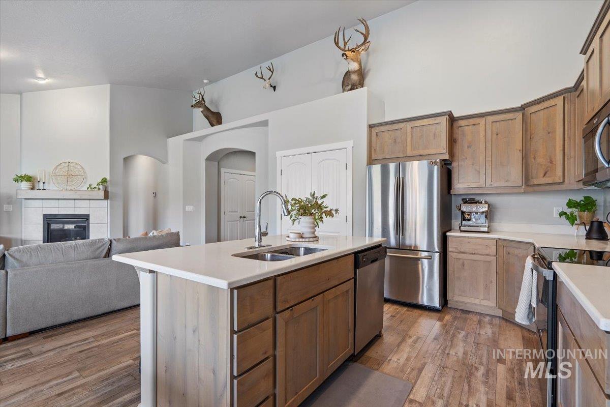 20689 N Glenisla Avenue, Boise, Idaho 83714, 3 Bedrooms, 2 Bathrooms, Residential For Sale, Price $515,000,MLS 98972554