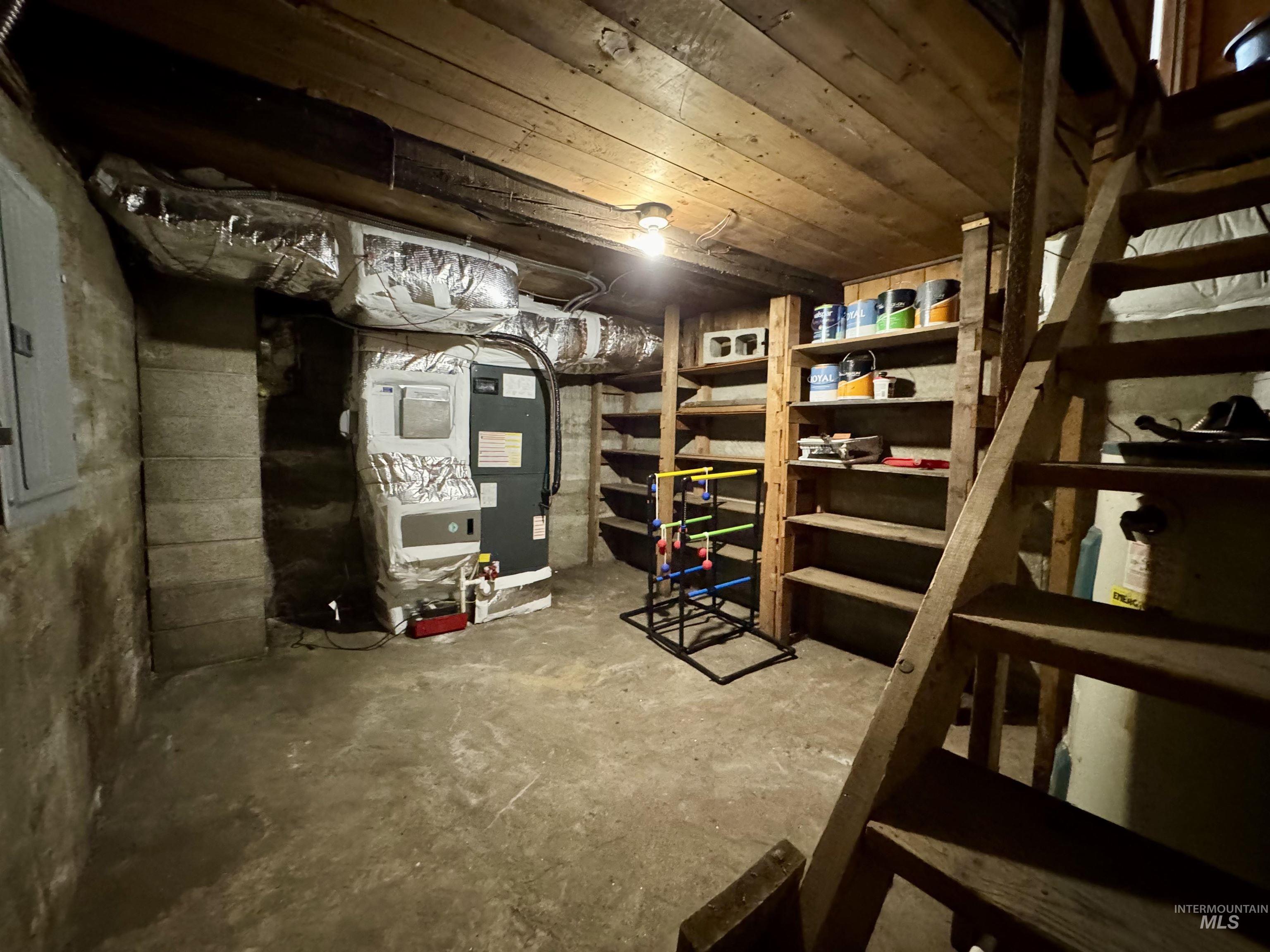 418 Byran Dr, Kamiah, Idaho 83536, 5 Bedrooms, 2.5 Bathrooms, Residential For Sale, Price $279,900,MLS 98972555