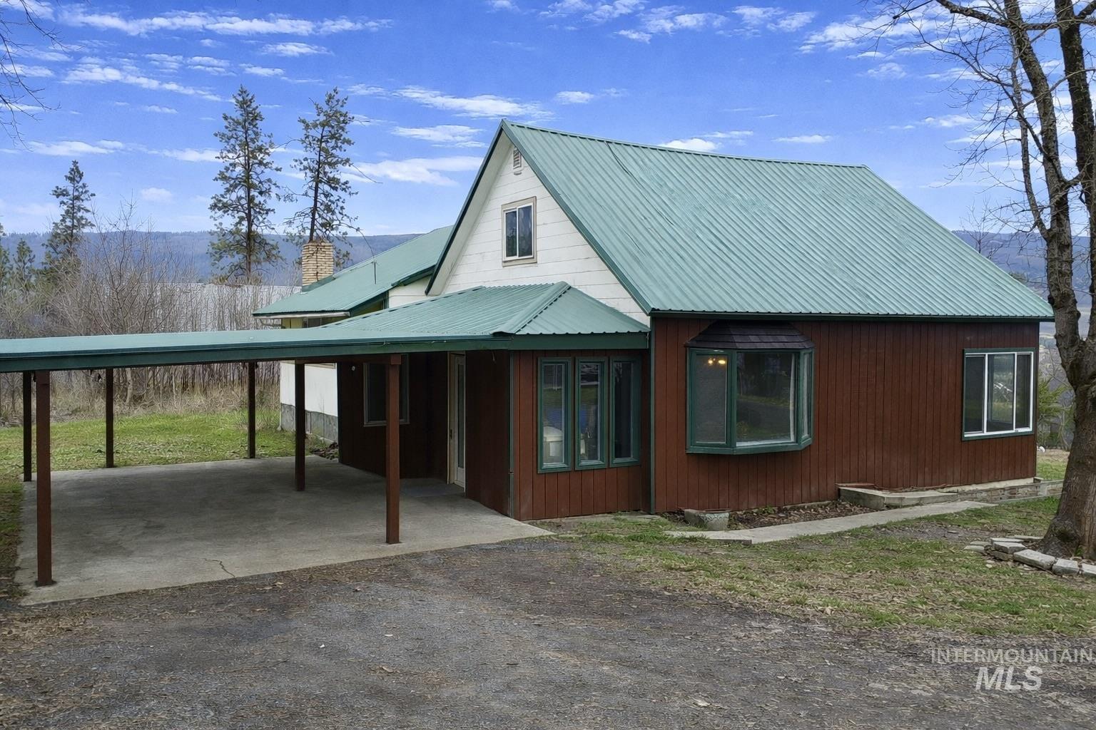 418 Byran Dr, Kamiah, Idaho 83536, 5 Bedrooms, 2.5 Bathrooms, Residential For Sale, Price $279,900,MLS 98972555