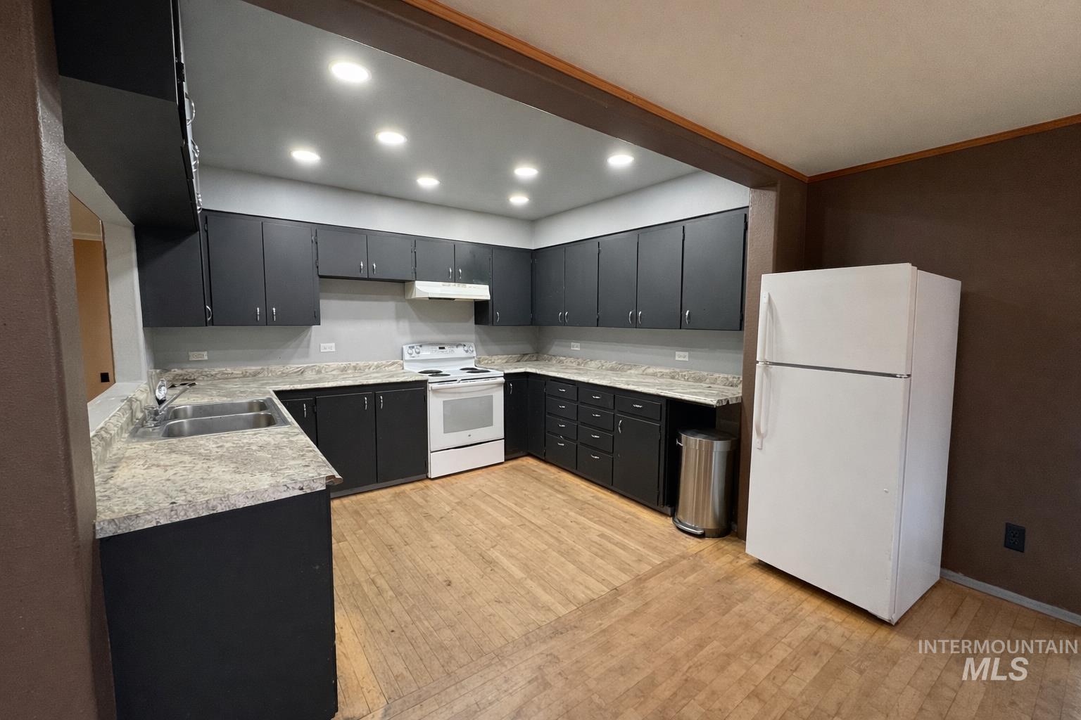 418 Byran Dr, Kamiah, Idaho 83536, 5 Bedrooms, 2.5 Bathrooms, Residential For Sale, Price $279,900,MLS 98972555