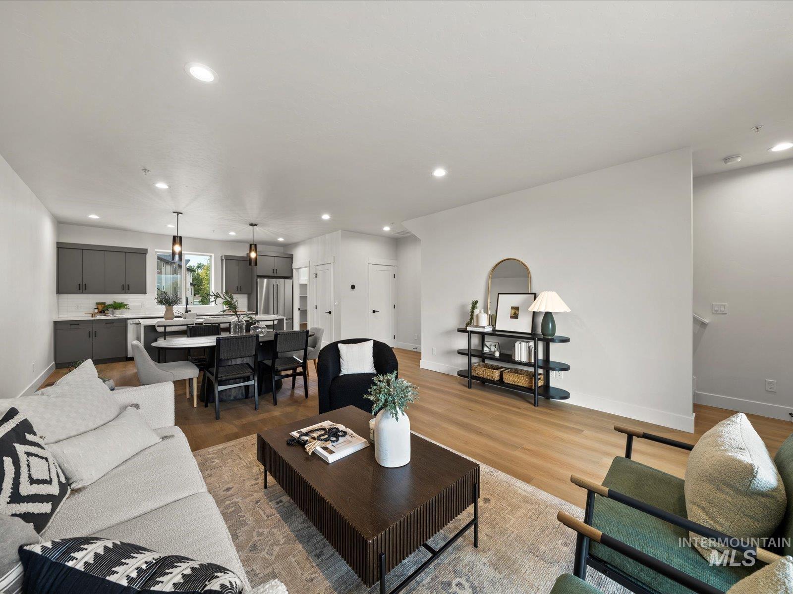 1707 S Federal Way, Boise, Idaho 83705, 3 Bedrooms, 2.5 Bathrooms, Residential For Sale, Price $644,880,MLS 98972557