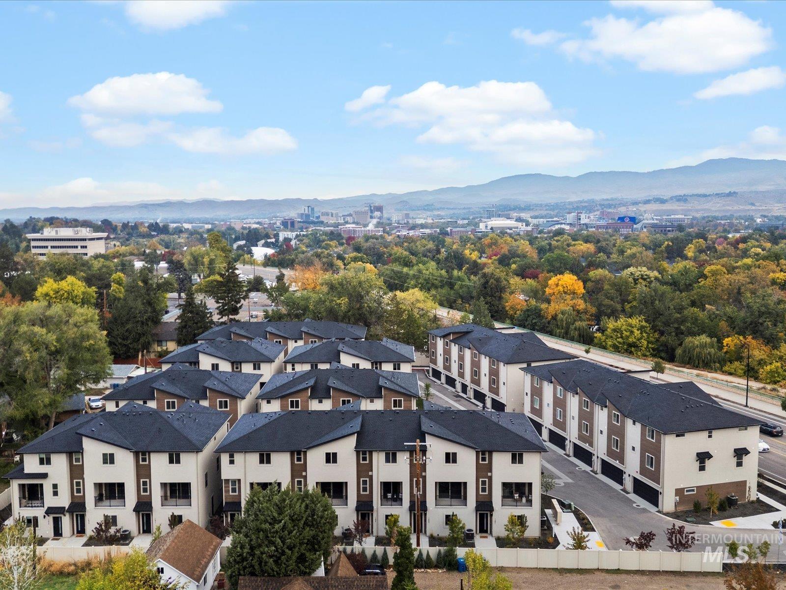 1707 S Federal Way, Boise, Idaho 83705, 3 Bedrooms, 2.5 Bathrooms, Residential For Sale, Price $644,880,MLS 98972557