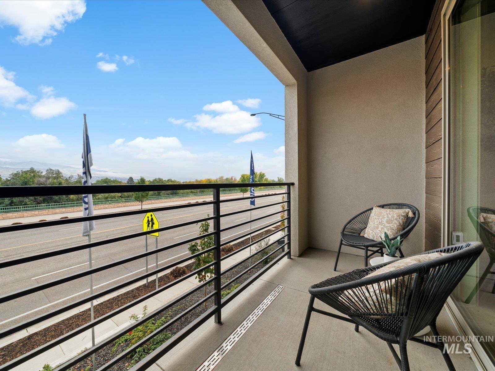 1707 S Federal Way, Boise, Idaho 83705, 3 Bedrooms, 2.5 Bathrooms, Residential For Sale, Price $644,880,MLS 98972557