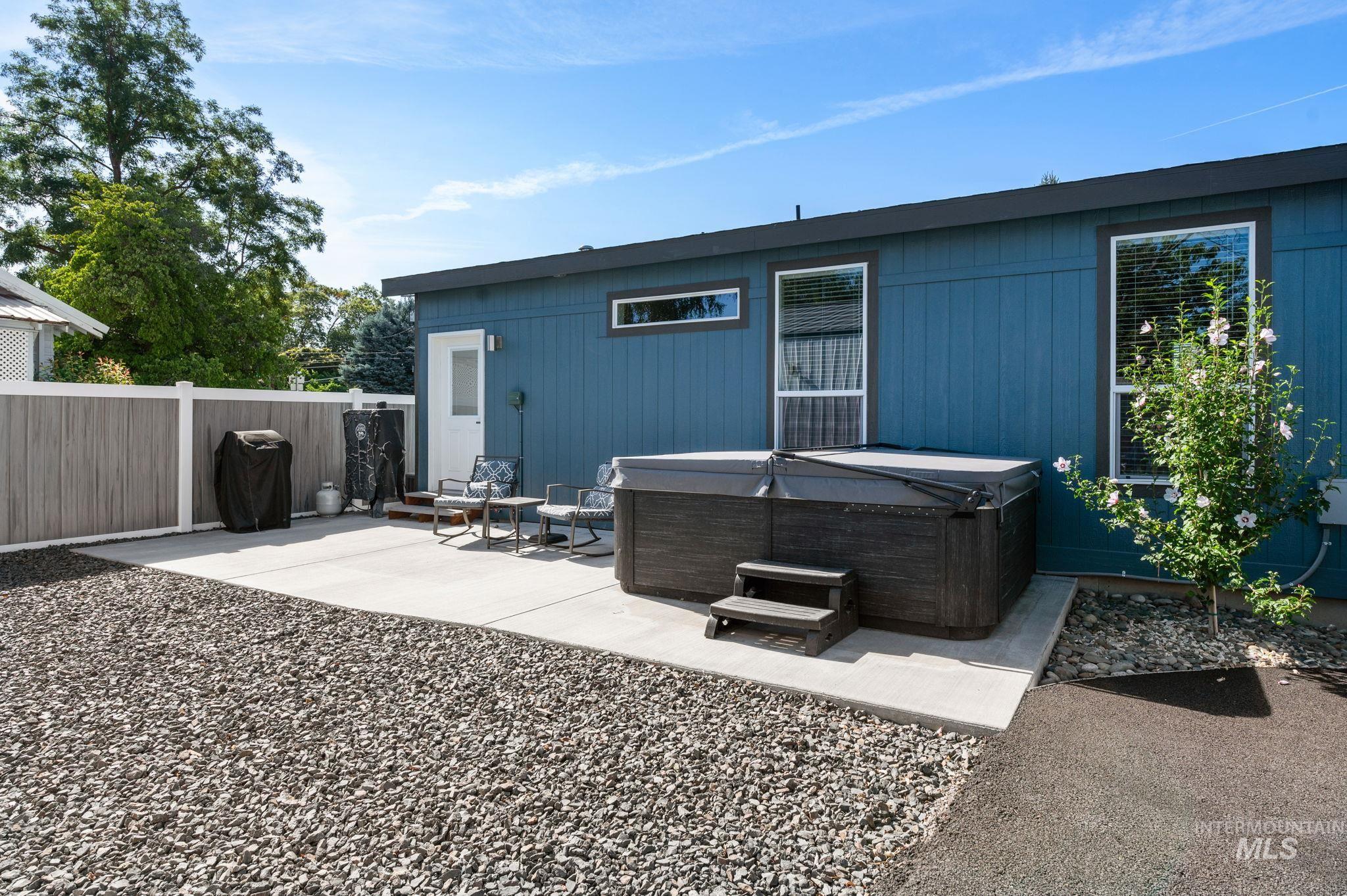 837 Burrell Ave, Lewiston, Idaho 83501, 3 Bedrooms, 2 Bathrooms, Residential For Sale, Price $438,000,MLS 98972558