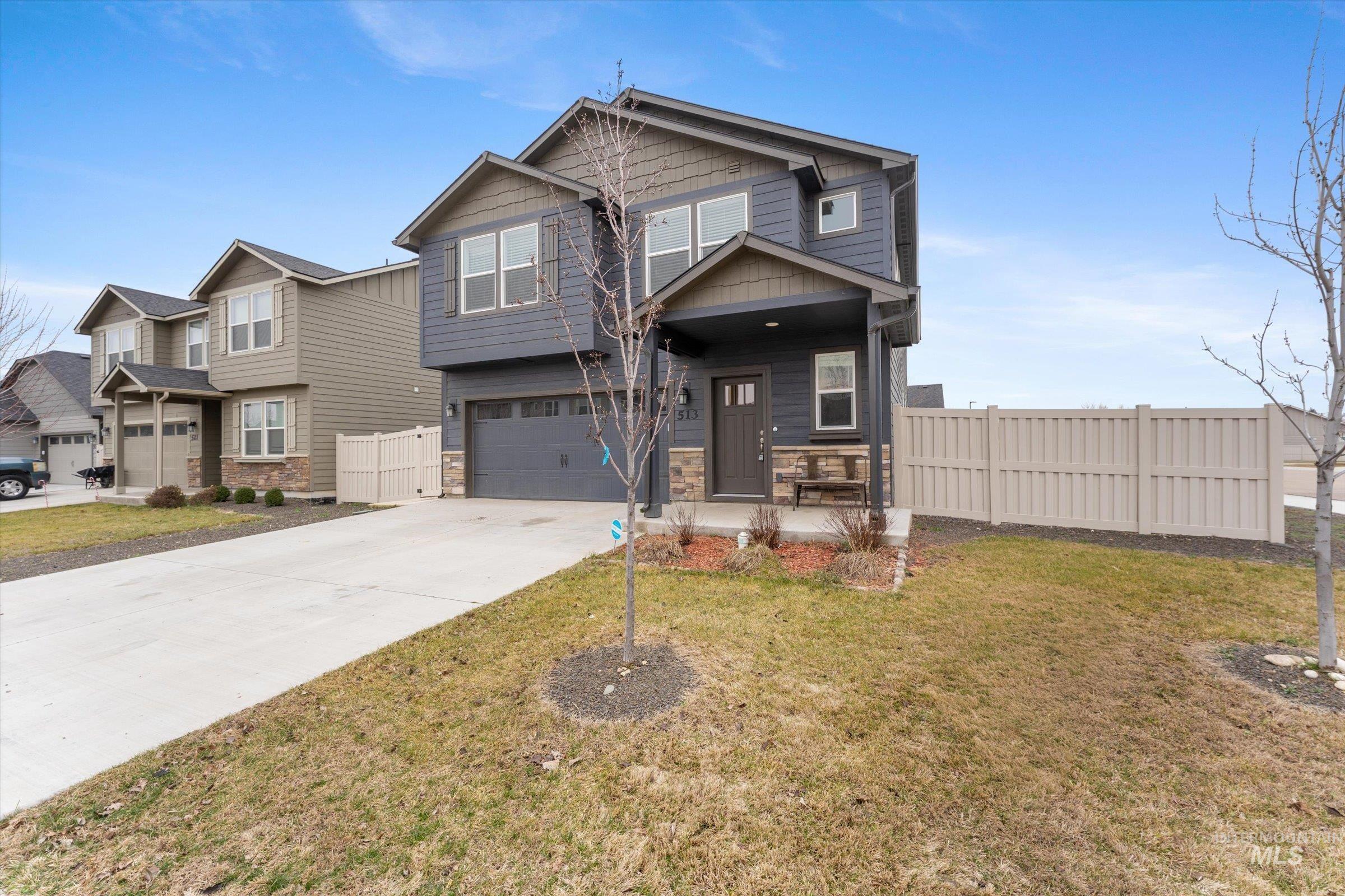 513 Stanley Lake St, Middleton, Idaho 83644, 3 Bedrooms, 2.5 Bathrooms, Residential For Sale, Price $429,900,MLS 98972559