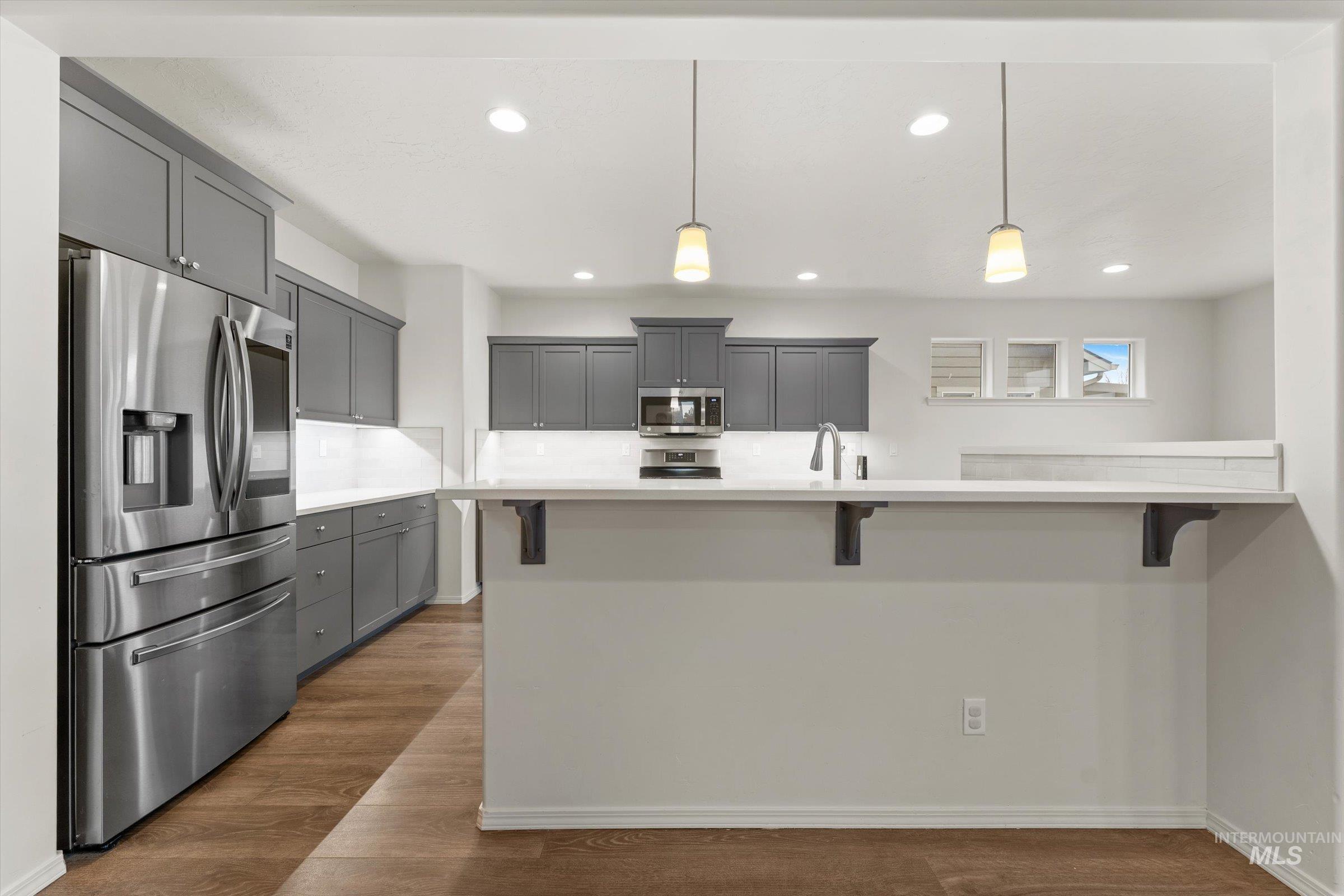 513 Stanley Lake St, Middleton, Idaho 83644, 3 Bedrooms, 2.5 Bathrooms, Residential For Sale, Price $429,900,MLS 98972559