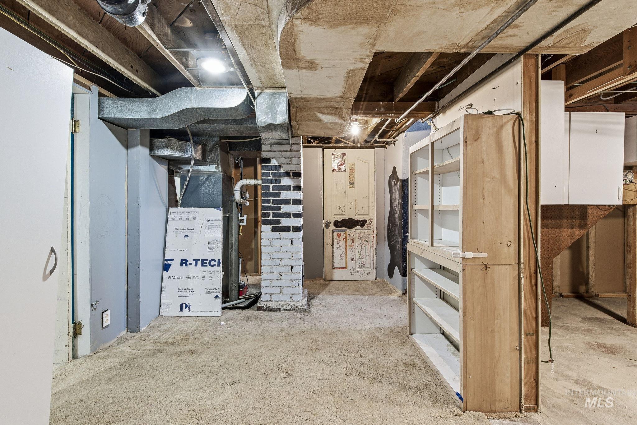 712 17th Ave S, Nampa, Idaho 83651, 2 Bedrooms, 1 Bathroom, Residential For Sale, Price $305,000,MLS 98972560