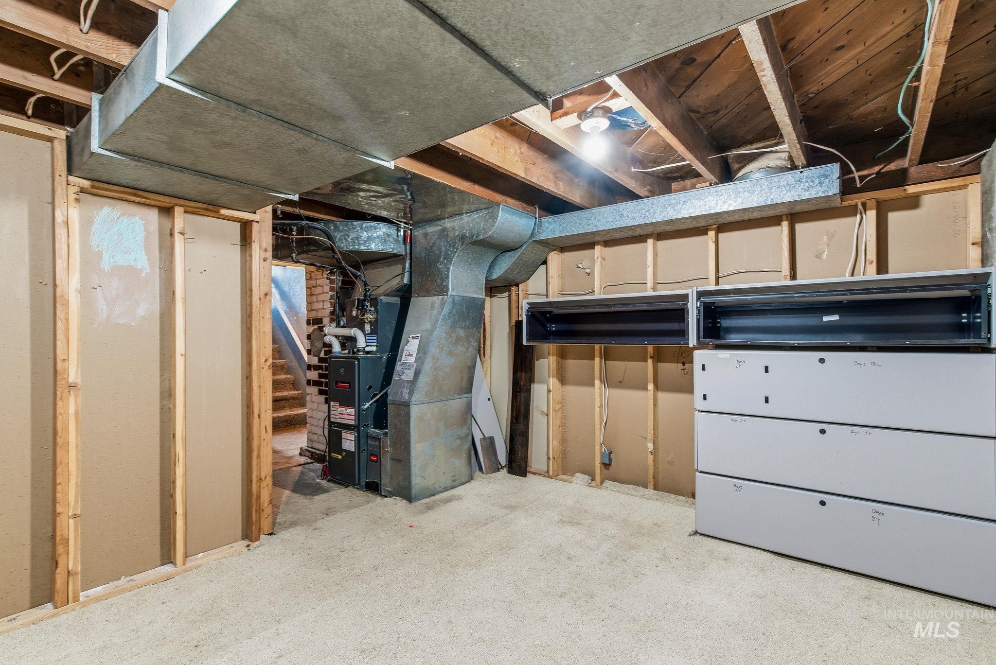 712 17th Ave S, Nampa, Idaho 83651, 2 Bedrooms, 1 Bathroom, Residential For Sale, Price $305,000,MLS 98972560