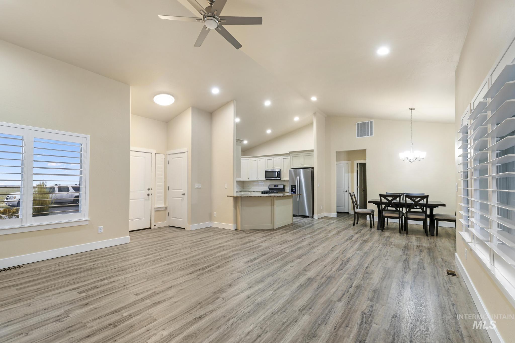 1205 Thunder Mountain Dr., Kimberly, Idaho 83341, 3 Bedrooms, 2 Bathrooms, Residential For Sale, Price $420,000,MLS 98972561