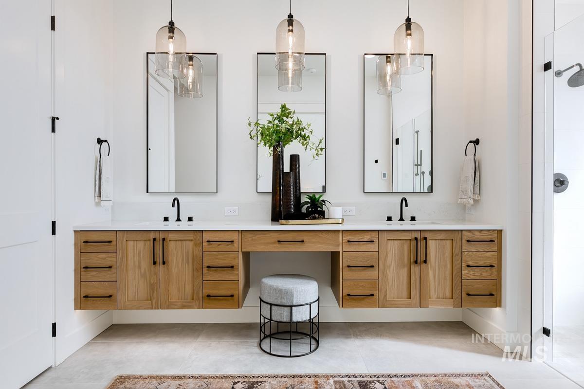 9803 Meadow Park Blvd, Middleton, Idaho 83644, 3 Bedrooms, 3.5 Bathrooms, Residential For Sale, Price $1,574,900,MLS 98972571