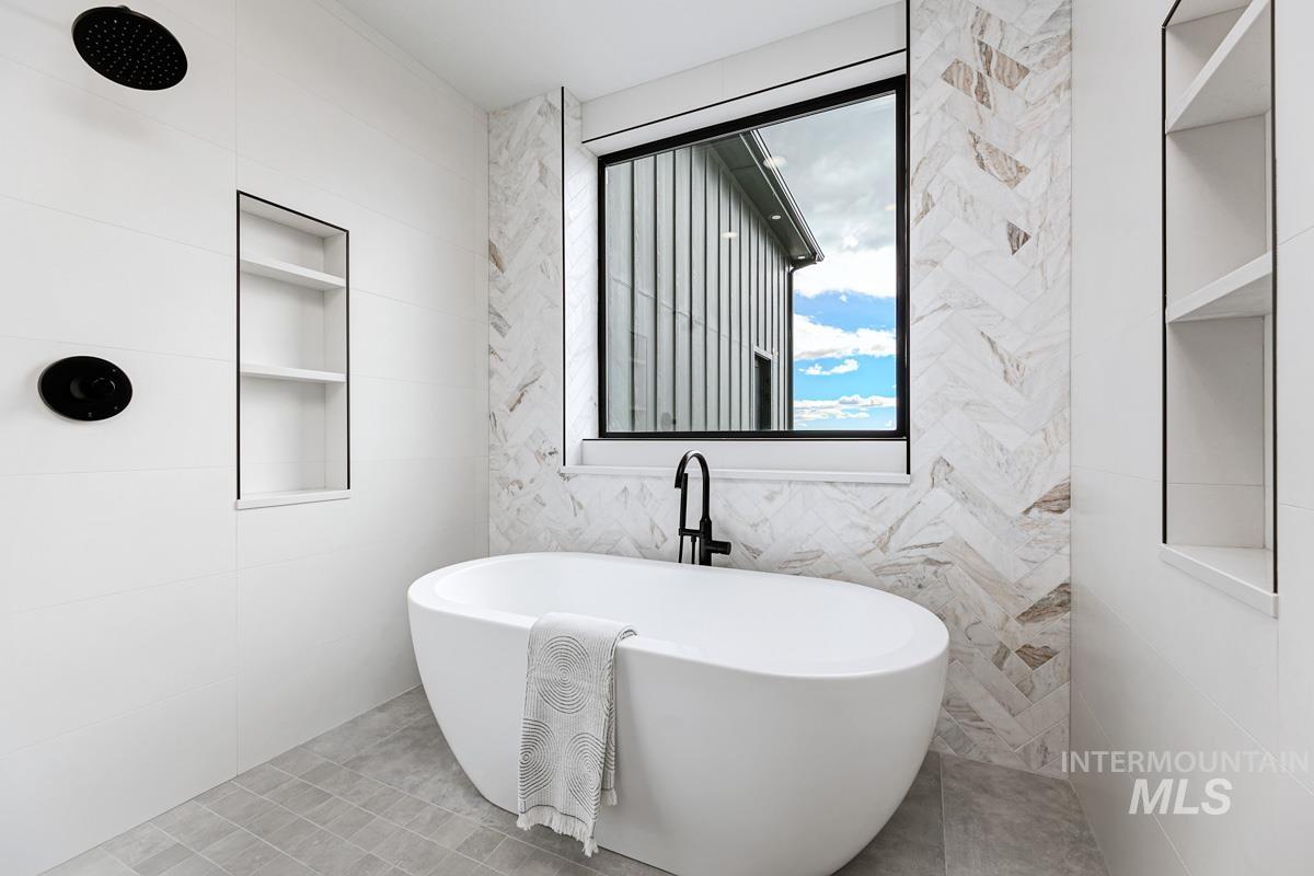 9803 Meadow Park Blvd, Middleton, Idaho 83644, 3 Bedrooms, 3.5 Bathrooms, Residential For Sale, Price $1,574,900,MLS 98972571