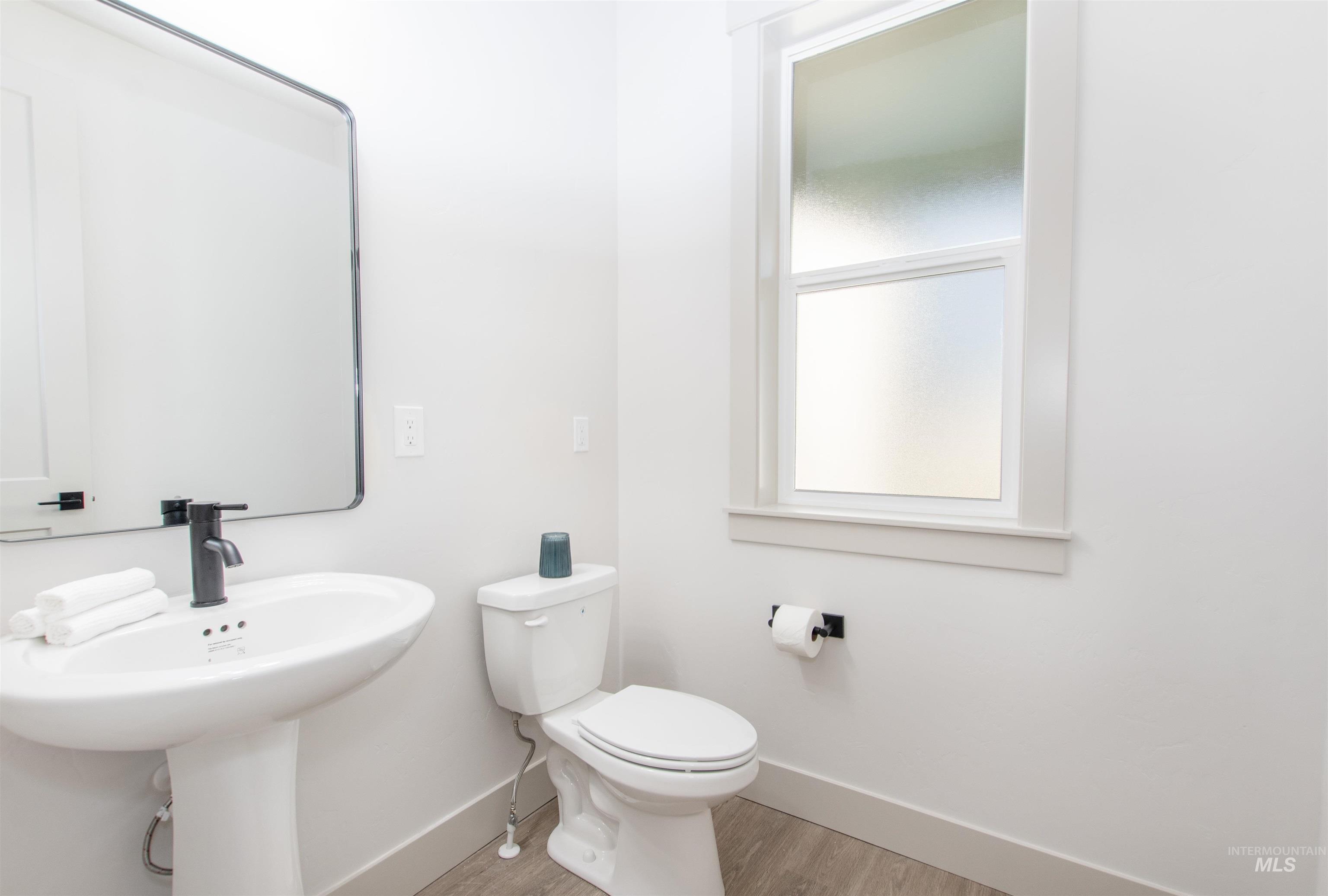 438 October Sky, New Plymouth, Idaho 83655, 5 Bedrooms, 2.5 Bathrooms, Residential For Sale, Price $465,000,MLS 98972572