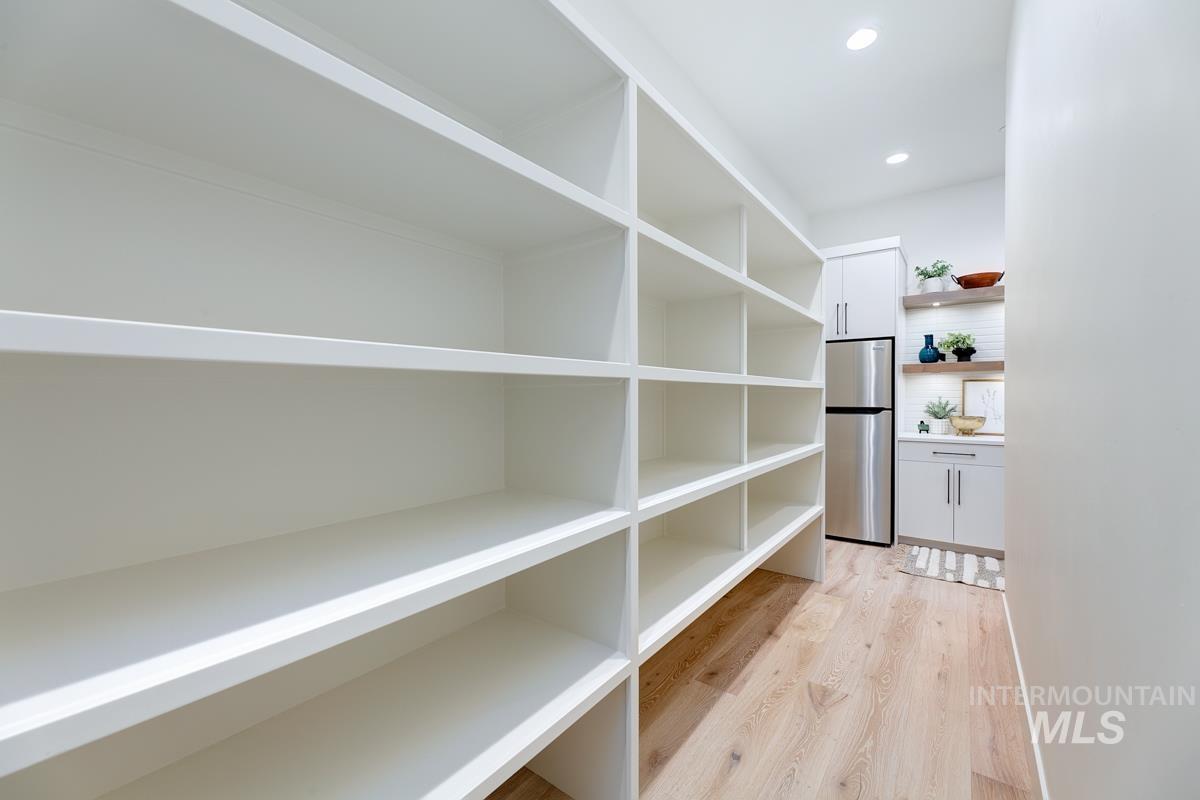 9835 Meadow Park Blvd, Middleton, Idaho 83644, 5 Bedrooms, 3.5 Bathrooms, Residential For Sale, Price $1,699,900,MLS 98972573