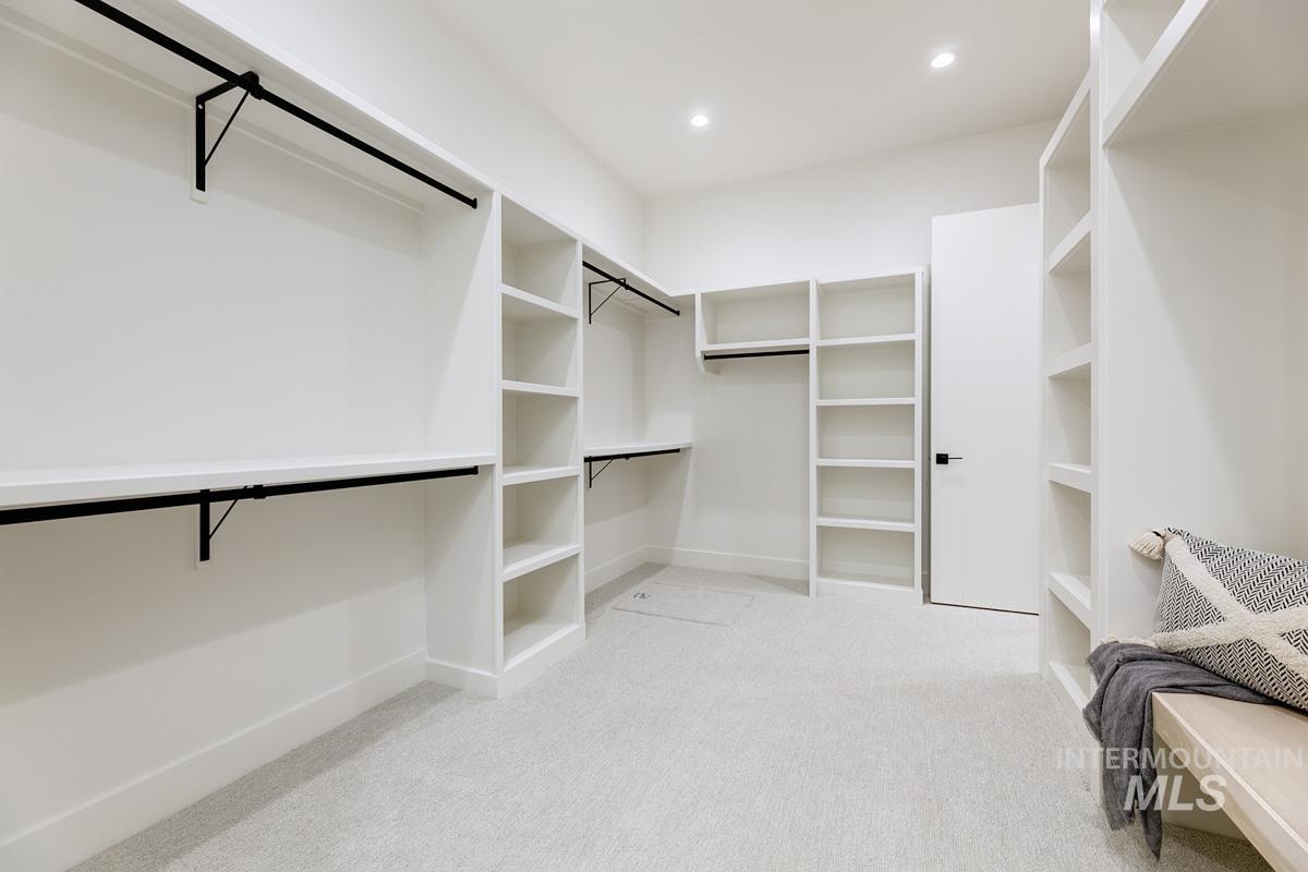 9835 Meadow Park Blvd, Middleton, Idaho 83644, 5 Bedrooms, 3.5 Bathrooms, Residential For Sale, Price $1,699,900,MLS 98972573