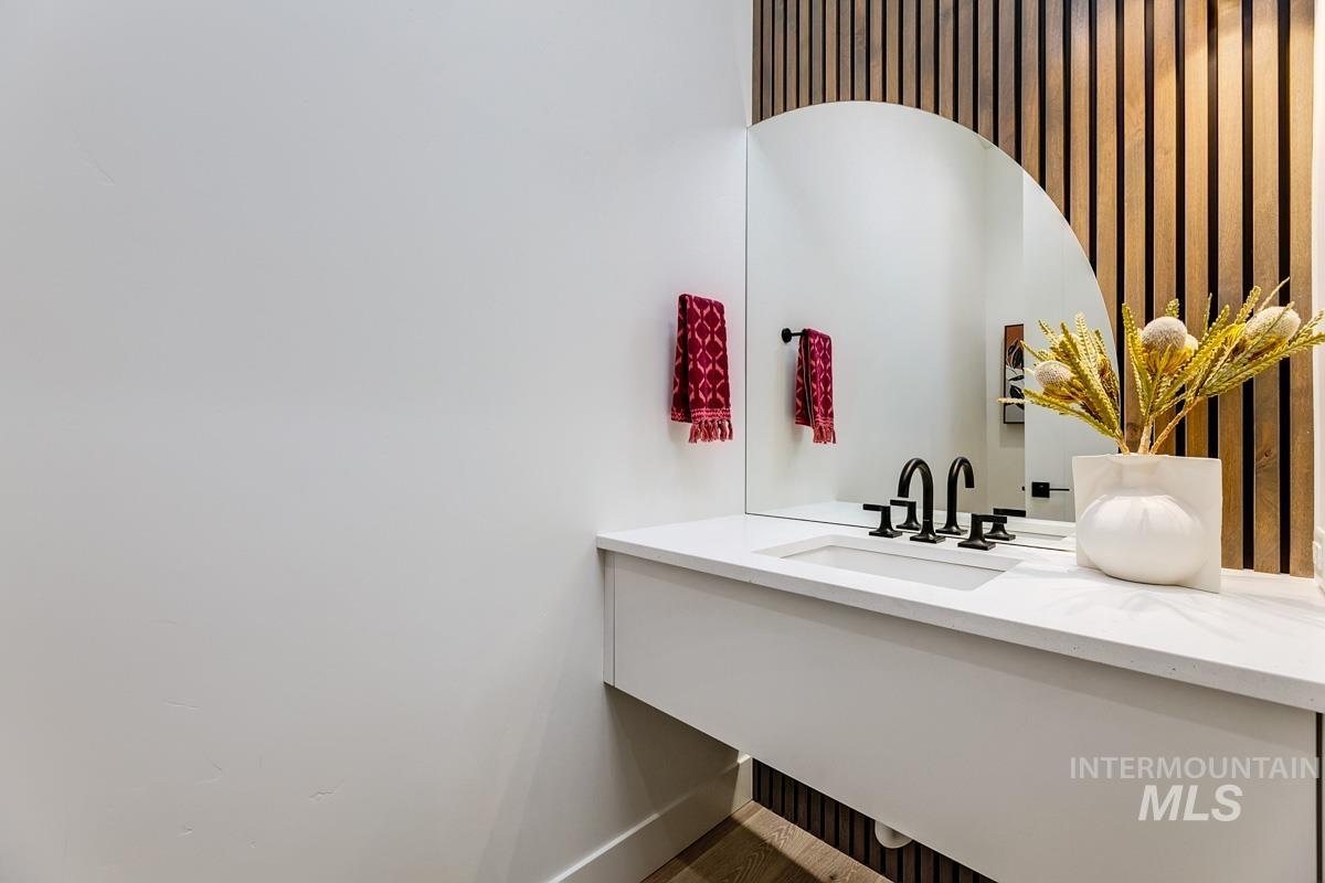 9835 Meadow Park Blvd, Middleton, Idaho 83644, 5 Bedrooms, 3.5 Bathrooms, Residential For Sale, Price $1,699,900,MLS 98972573