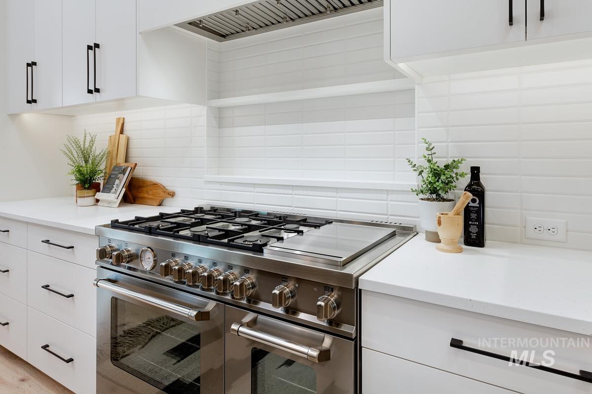 9835 Meadow Park Blvd, Middleton, Idaho 83644, 5 Bedrooms, 3.5 Bathrooms, Residential For Sale, Price $1,699,900,MLS 98972573