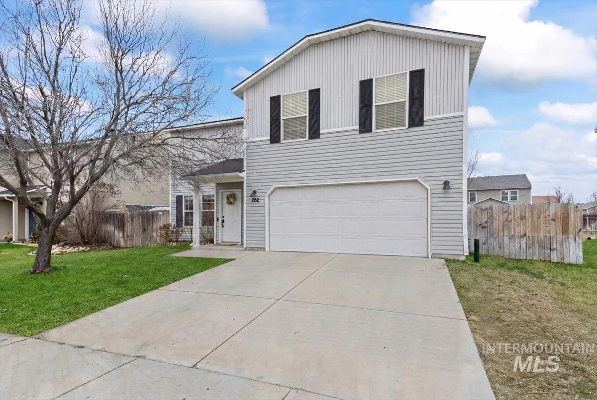 262 E Willowcreek Dr, Middleton, Idaho 83644, 4 Bedrooms, 2.5 Bathrooms, Residential For Sale, Price $410,000,MLS 98972575
