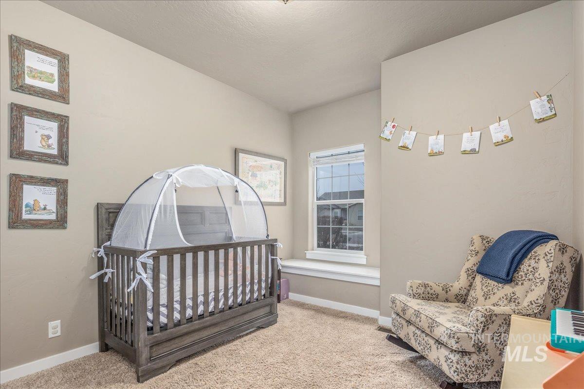 5668 W Old Ranch St, Boise, Idaho 83714, 3 Bedrooms, 2 Bathrooms, Residential For Sale, Price $469,000,MLS 98972577