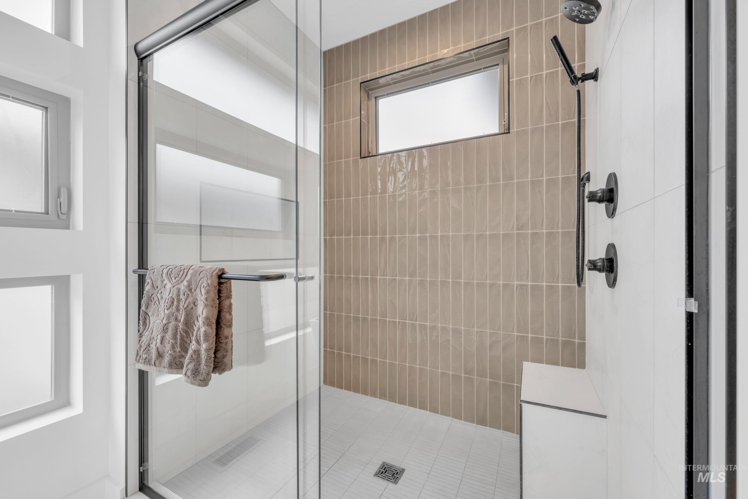 4447 E Copper Point Dr., Meridian, Idaho 83642-5653, 4 Bedrooms, 2.5 Bathrooms, Residential For Sale, Price $939,900,MLS 98972579