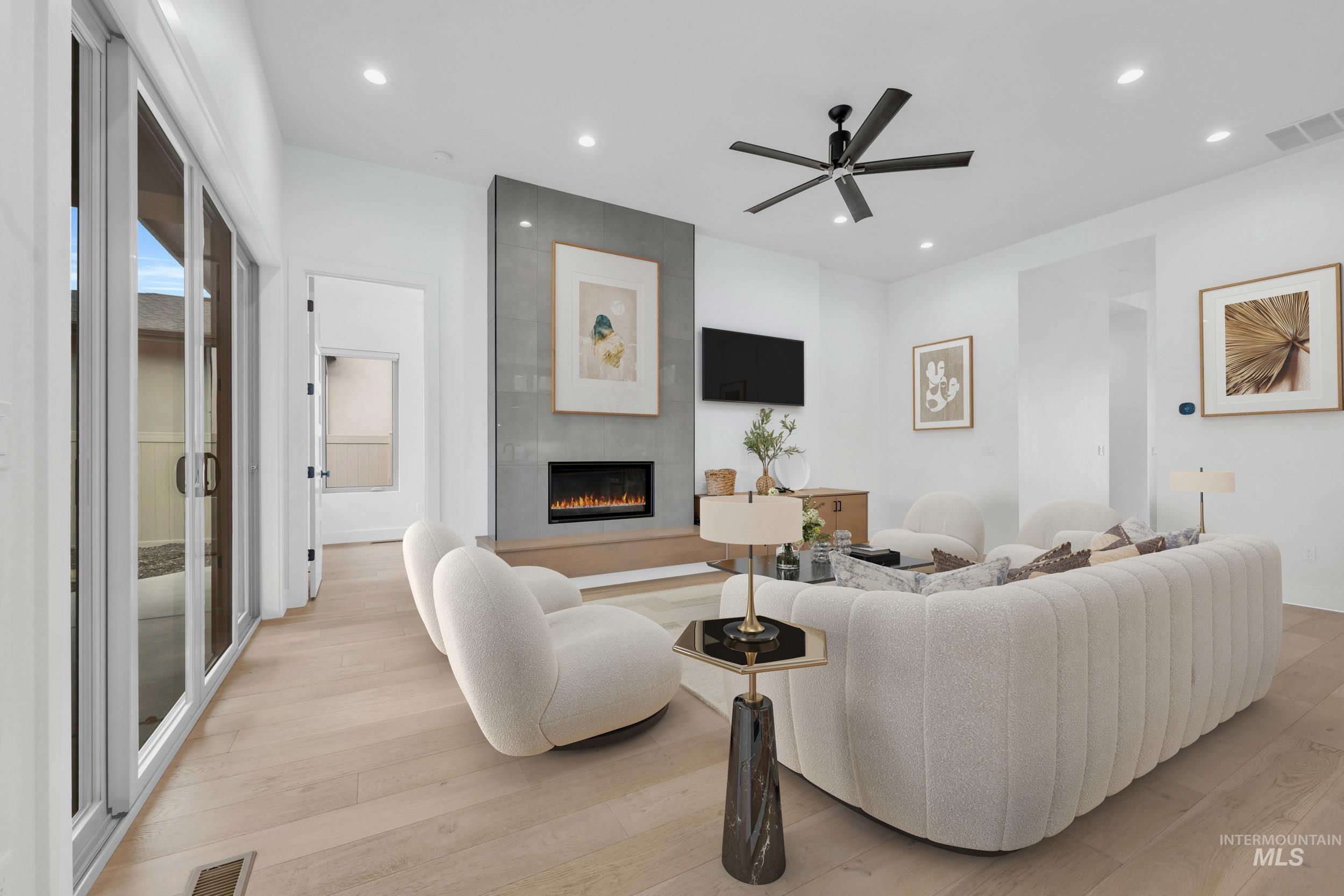 4447 E Copper Point Dr., Meridian, Idaho 83642-5653, 4 Bedrooms, 2.5 Bathrooms, Residential For Sale, Price $939,900,MLS 98972579