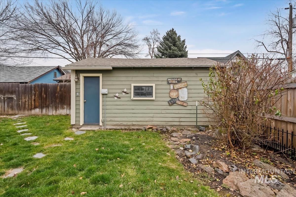 1310 N 11th St, Boise, Idaho 83702, 2 Bedrooms, 2 Bathrooms, Residential For Sale, Price $699,900,MLS 98972580