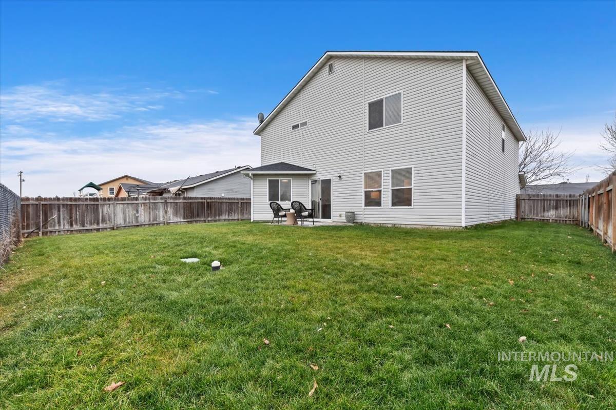 1894 E Deerhill Dr, Meridian, Idaho 83642, 4 Bedrooms, 2.5 Bathrooms, Residential For Sale, Price $499,999,MLS 98972581