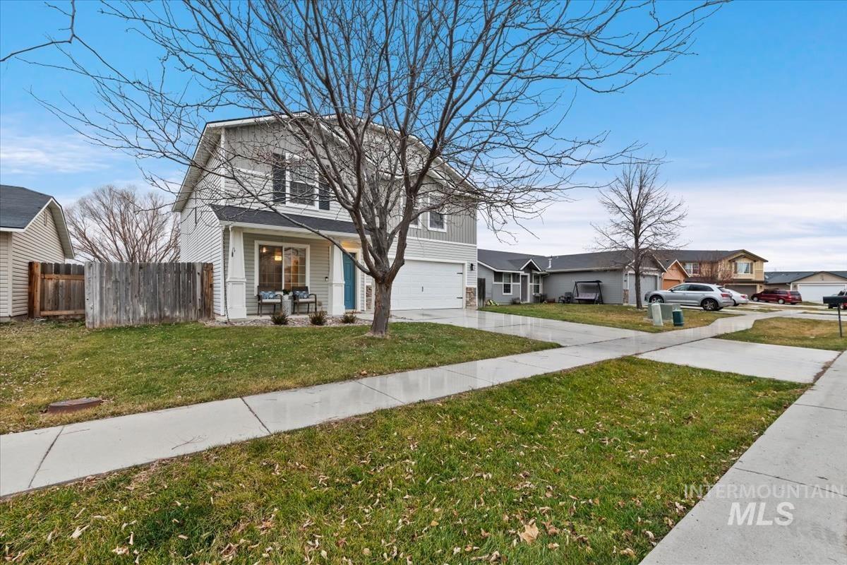 1894 E Deerhill Dr, Meridian, Idaho 83642, 4 Bedrooms, 2.5 Bathrooms, Residential For Sale, Price $499,999,MLS 98972581