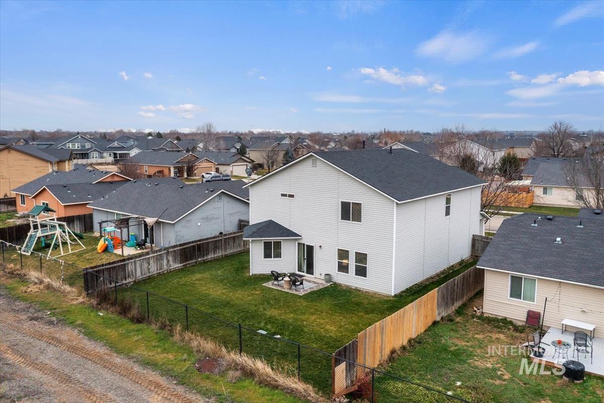 1894 E Deerhill Dr, Meridian, Idaho 83642, 4 Bedrooms, 2.5 Bathrooms, Residential For Sale, Price $499,999,MLS 98972581