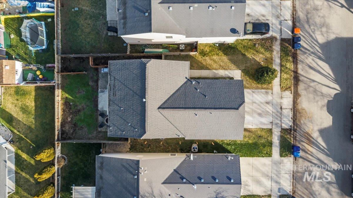 9168 W Lillywood Dr, Boise, Idaho 83709, 4 Bedrooms, 2.5 Bathrooms, Residential For Sale, Price $425,000,MLS 98972582