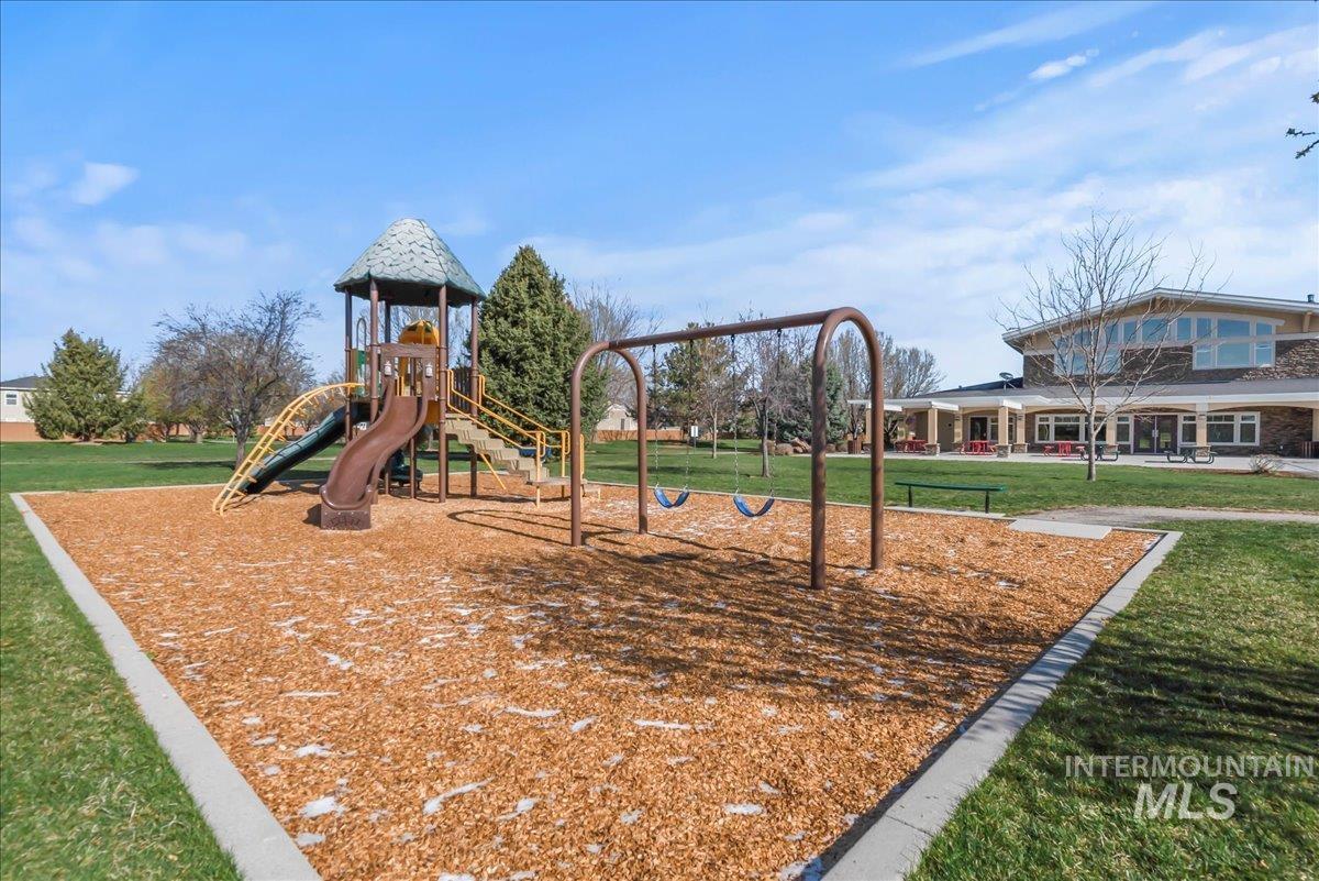 9168 W Lillywood Dr, Boise, Idaho 83709, 4 Bedrooms, 2.5 Bathrooms, Residential For Sale, Price $425,000,MLS 98972582