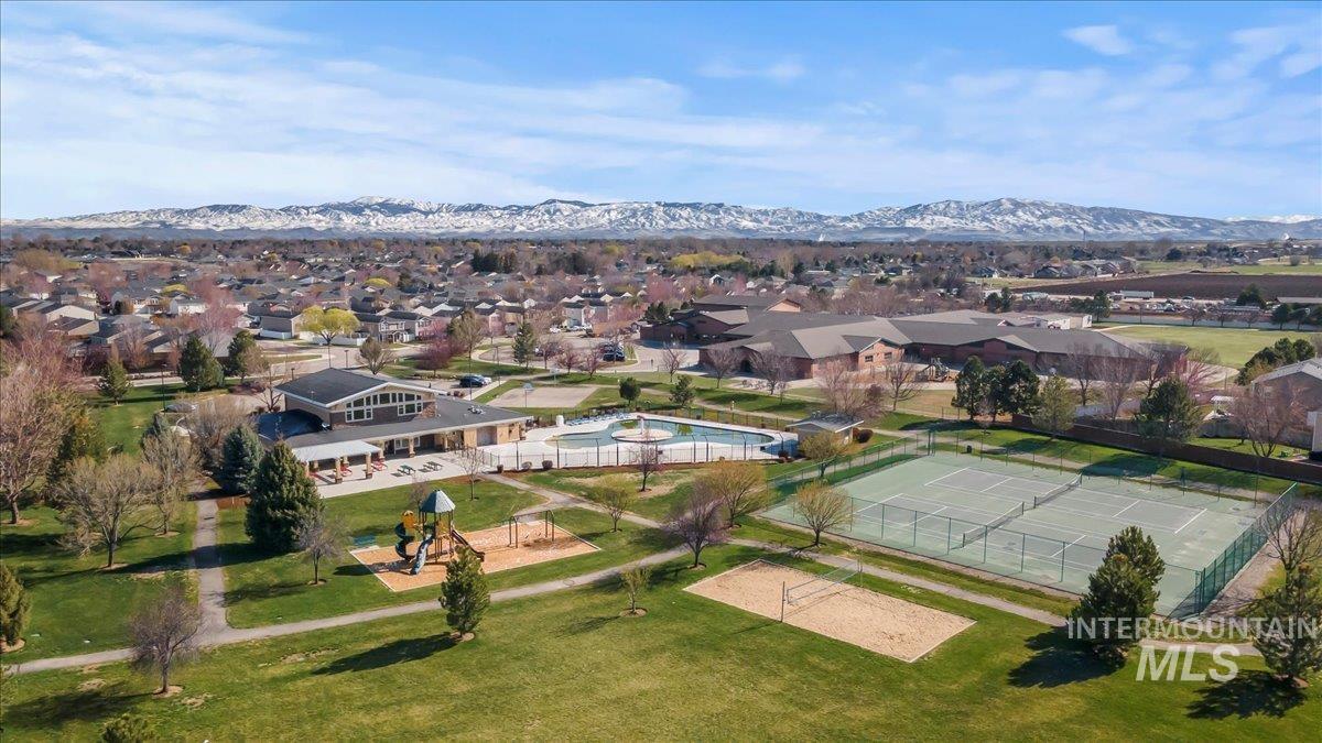 9168 W Lillywood Dr, Boise, Idaho 83709, 4 Bedrooms, 2.5 Bathrooms, Residential For Sale, Price $425,000,MLS 98972582