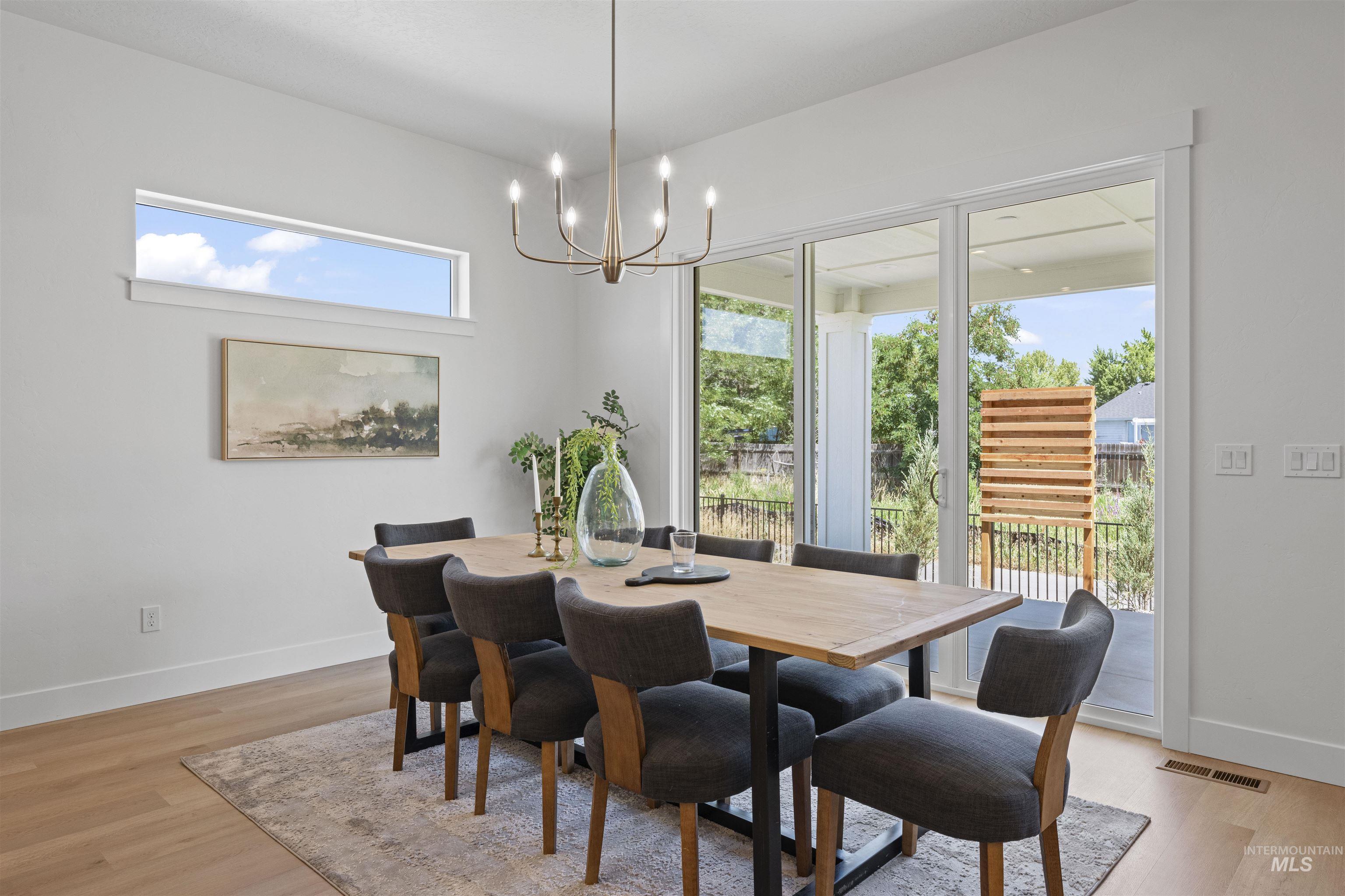 707 E Merino St, Kuna, Idaho 83634-5583, 3 Bedrooms, 2.5 Bathrooms, Residential For Sale, Price $729,900,MLS 98972585