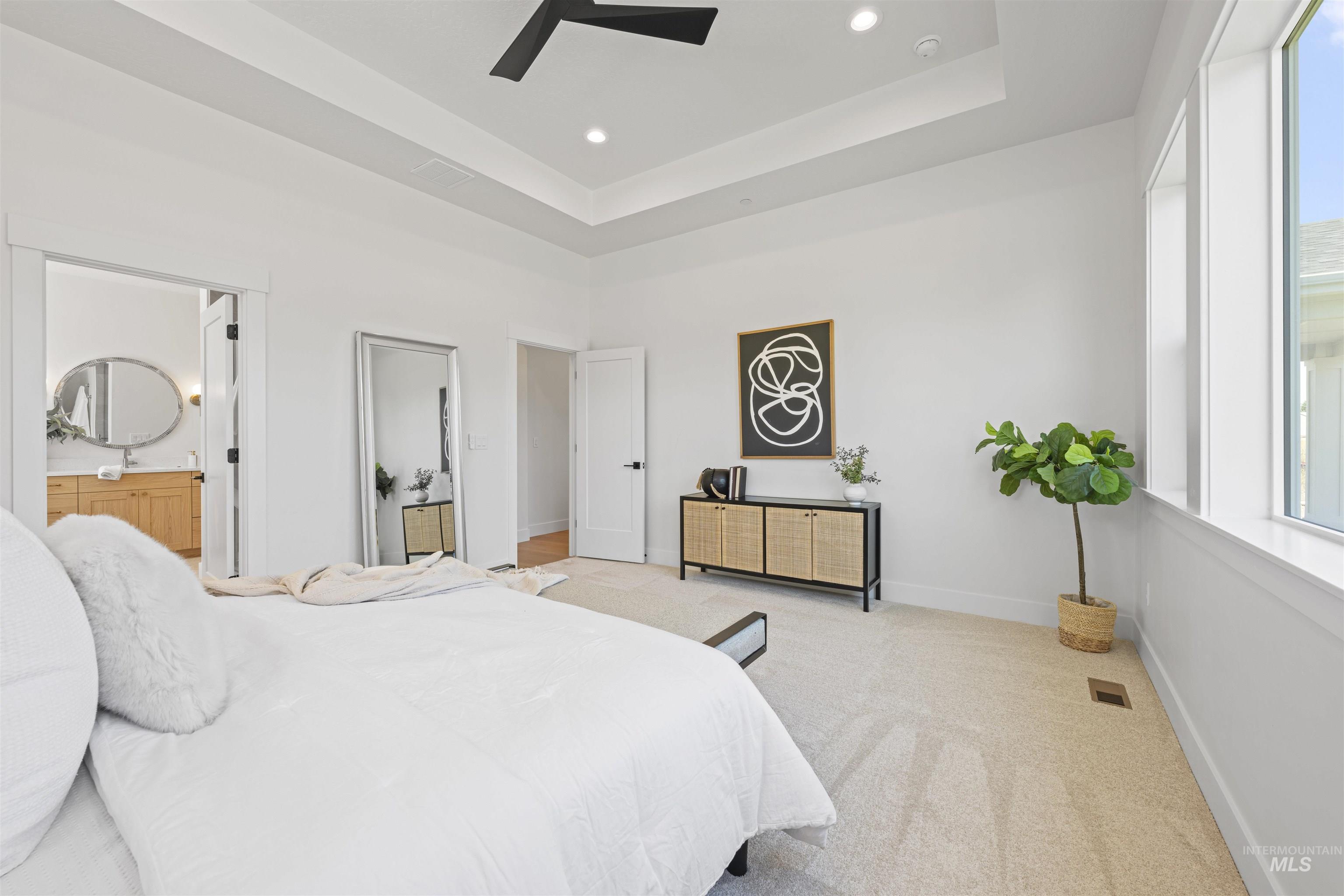 707 E Merino St, Kuna, Idaho 83634-5583, 3 Bedrooms, 2.5 Bathrooms, Residential For Sale, Price $729,900,MLS 98972585