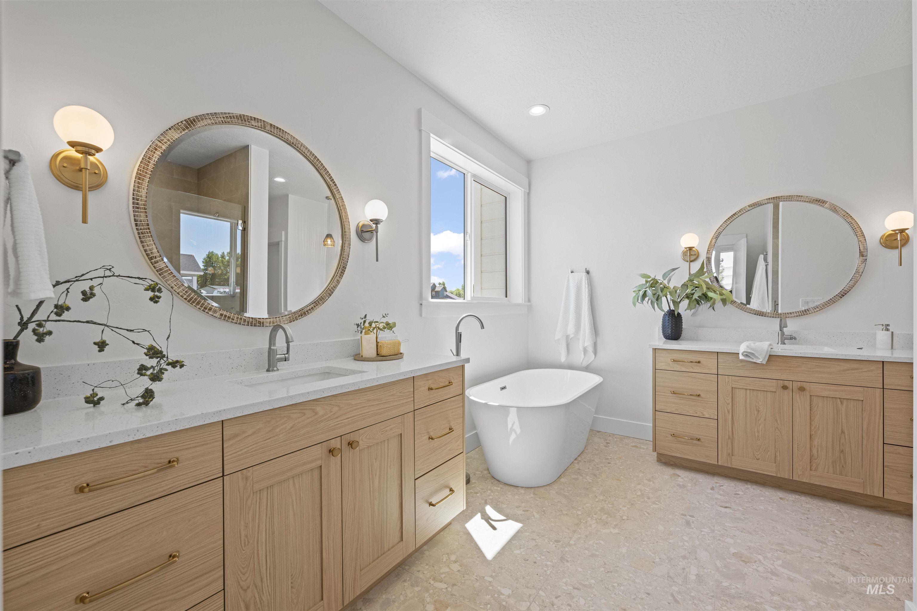 707 E Merino St, Kuna, Idaho 83634-5583, 3 Bedrooms, 2.5 Bathrooms, Residential For Sale, Price $729,900,MLS 98972585