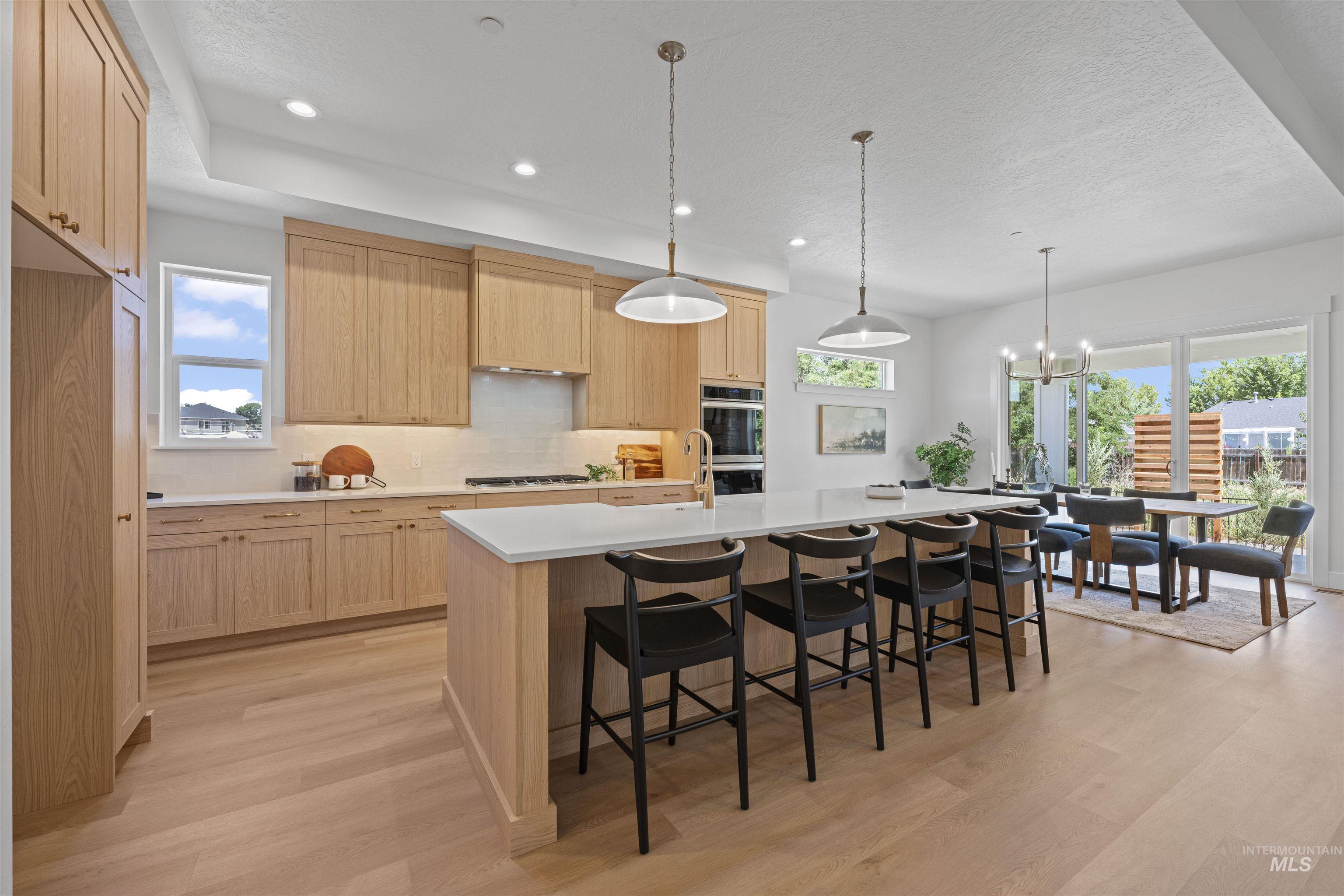 707 E Merino St, Kuna, Idaho 83634-5583, 3 Bedrooms, 2.5 Bathrooms, Residential For Sale, Price $729,900,MLS 98972585