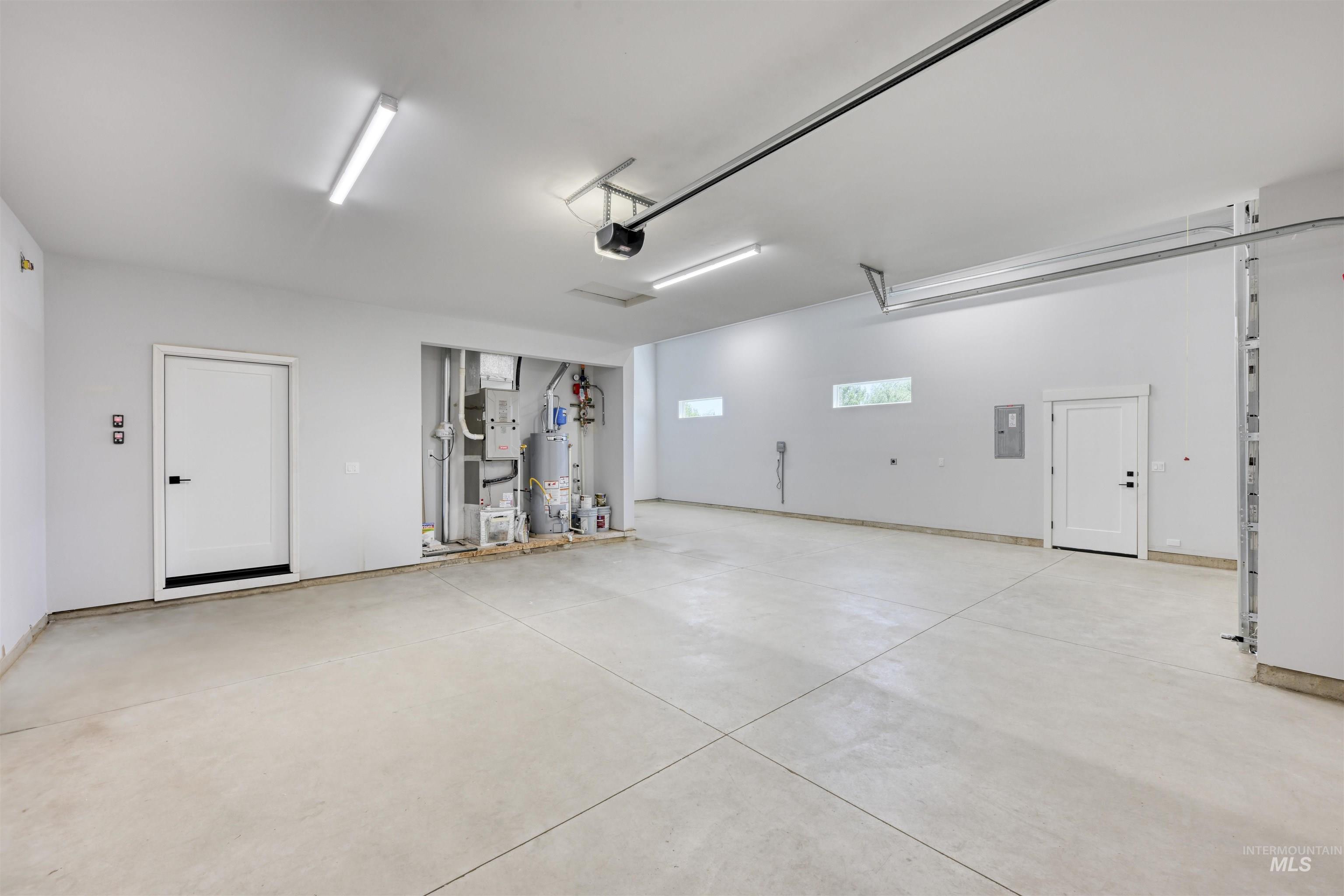 707 E Merino St, Kuna, Idaho 83634-5583, 3 Bedrooms, 2.5 Bathrooms, Residential For Sale, Price $729,900,MLS 98972585