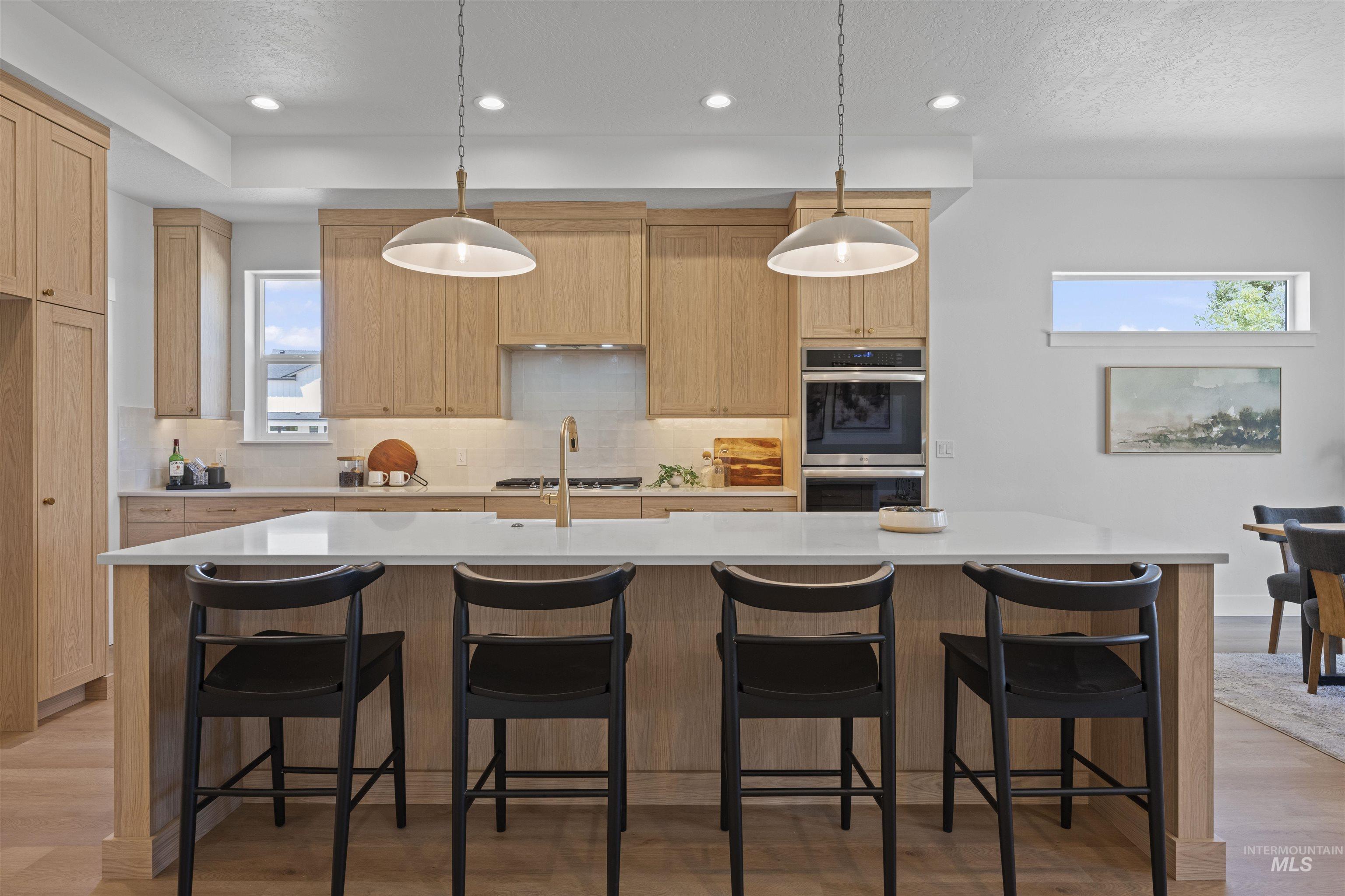 707 E Merino St, Kuna, Idaho 83634-5583, 3 Bedrooms, 2.5 Bathrooms, Residential For Sale, Price $729,900,MLS 98972585